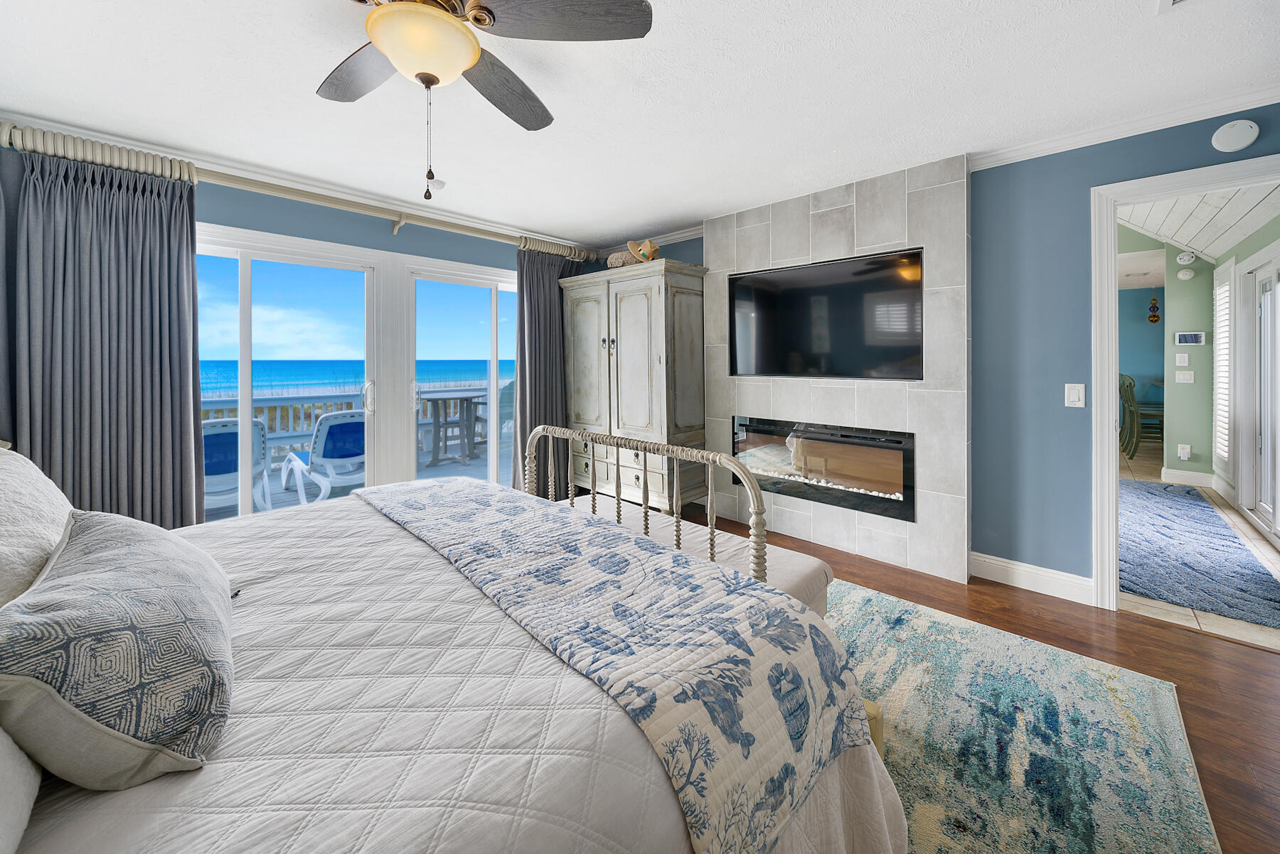 CRESCENT BEACH UNIT 1 - Residential