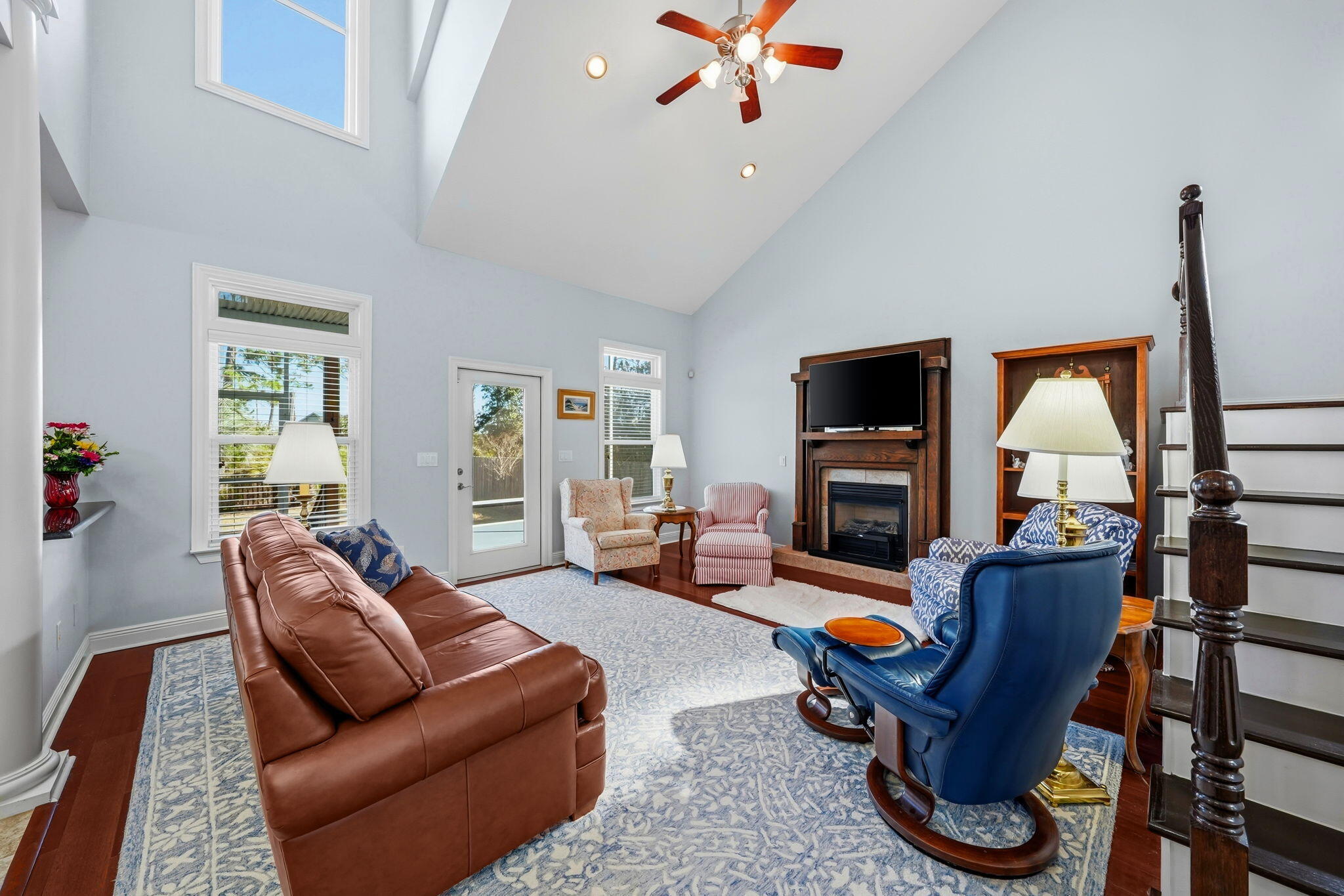 PELICAN BAY - Residential