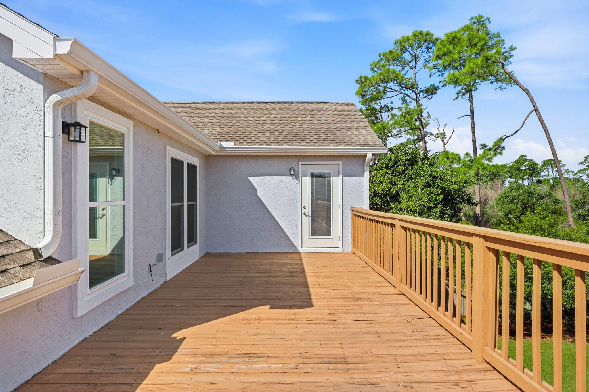 PELICAN BAY - Residential