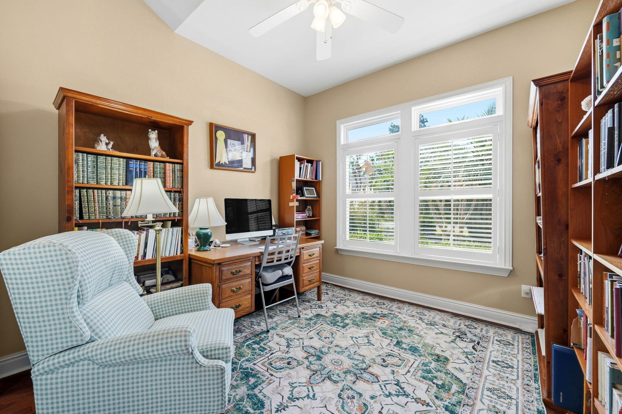 PELICAN BAY - Residential