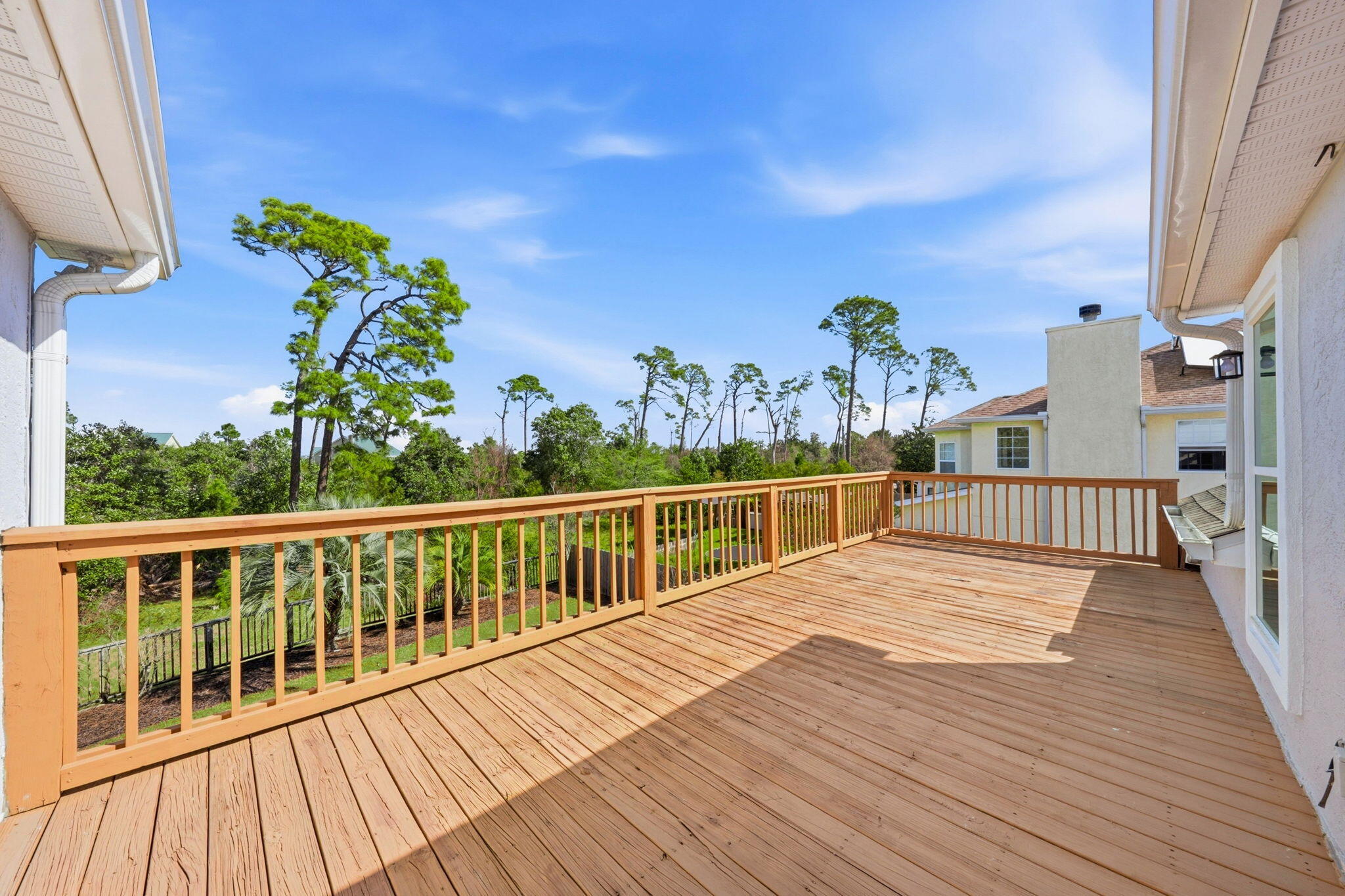 PELICAN BAY - Residential