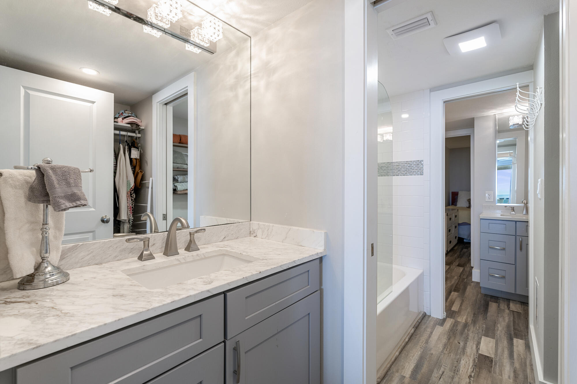 JETTY EAST CONDO - Residential