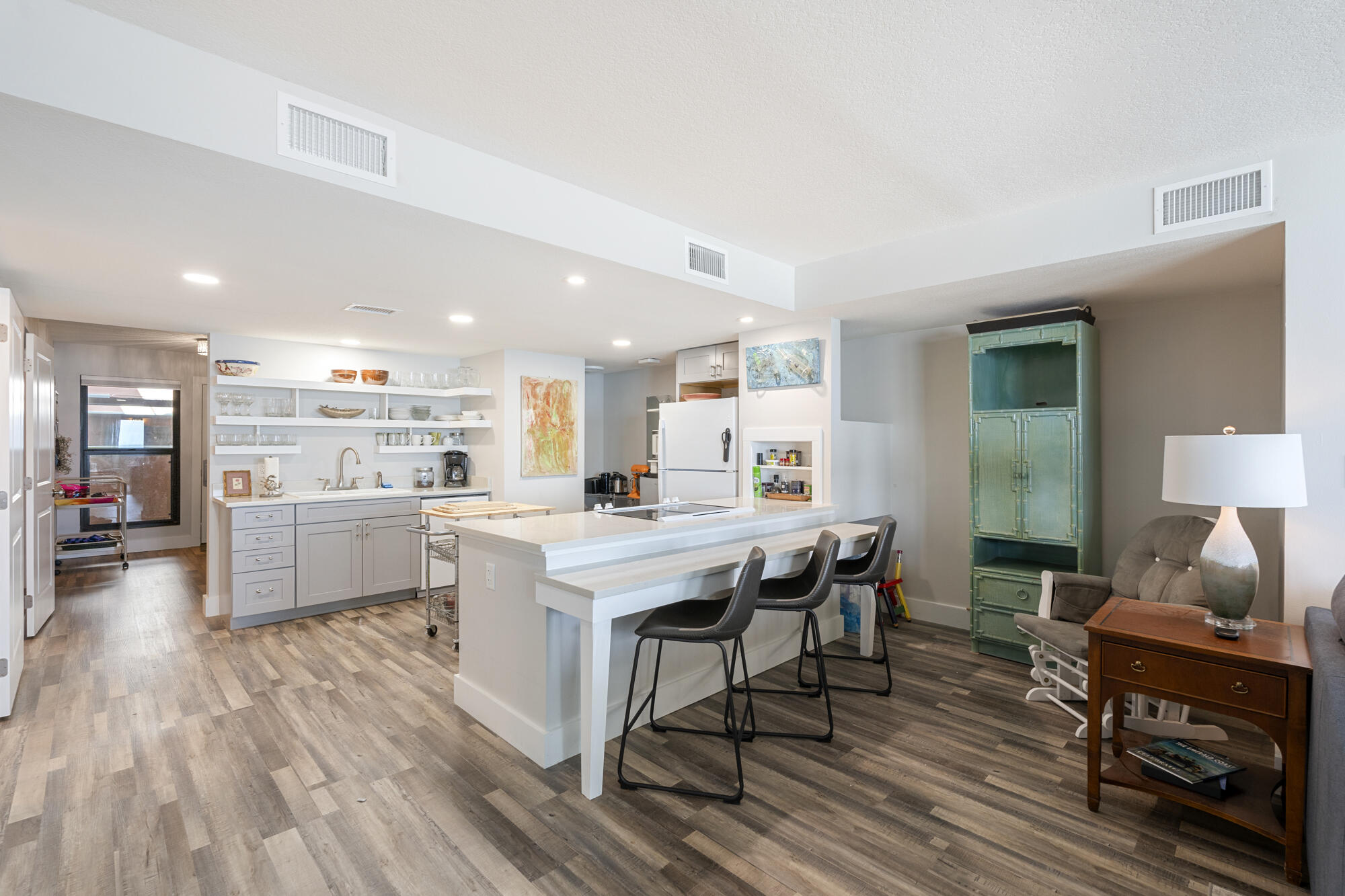 JETTY EAST CONDO - Residential