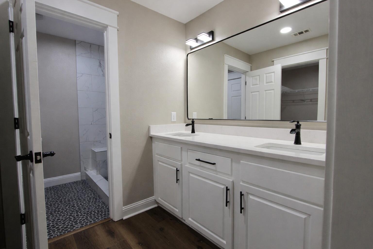 UNRECORDED SUBDIVISION - Residential Lease