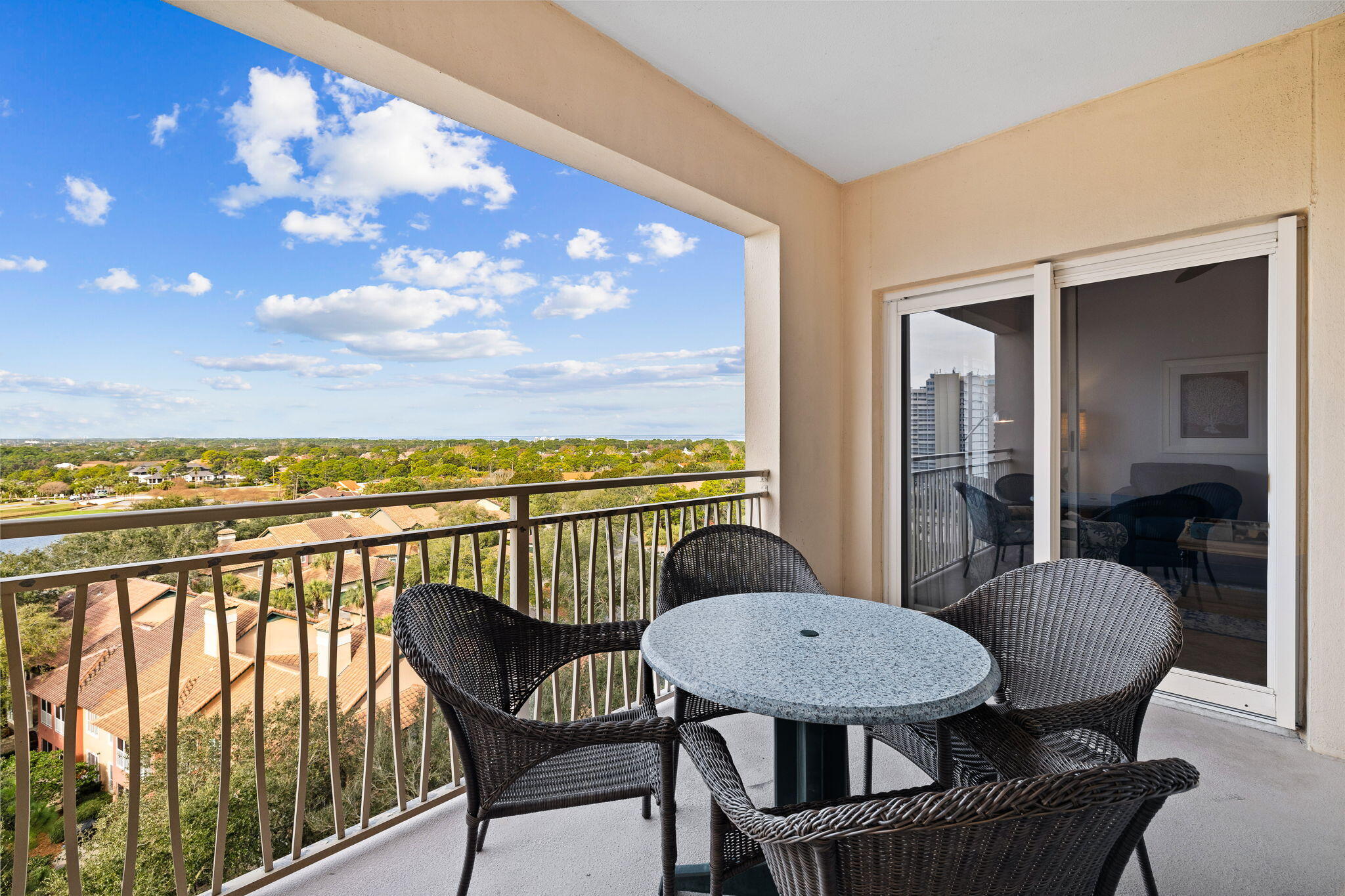LUAU I - Residential