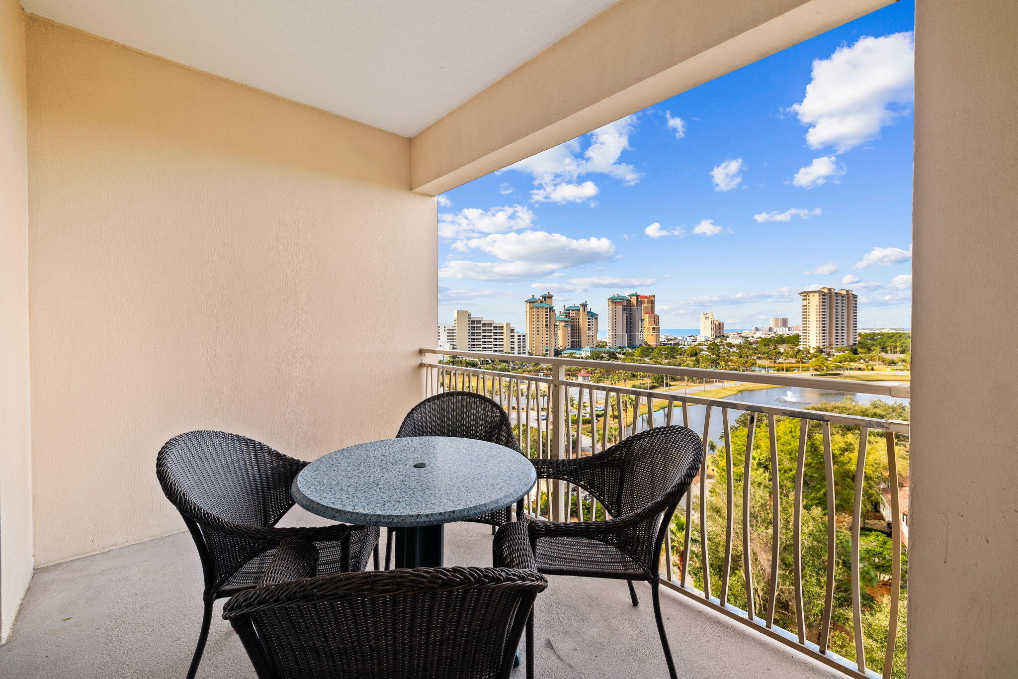 LUAU I - Residential