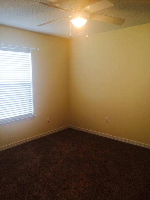 SILVER SPRINGS EST LOT 1 BLK C - Residential Lease
