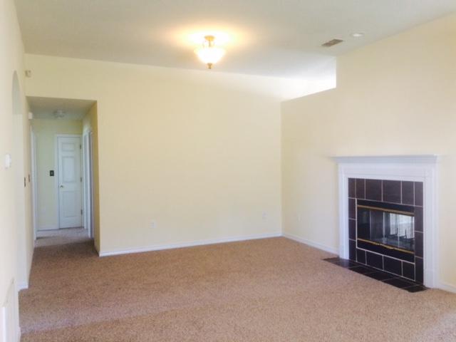 SILVER SPRINGS EST LOT 1 BLK C - Residential Lease