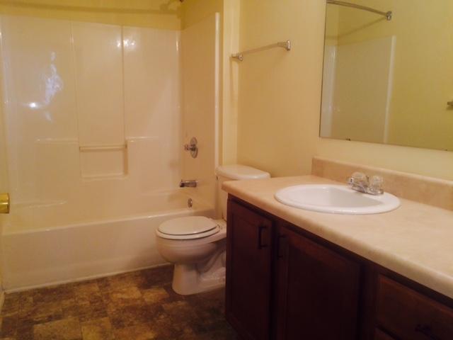 SILVER SPRINGS EST LOT 1 BLK C - Residential Lease