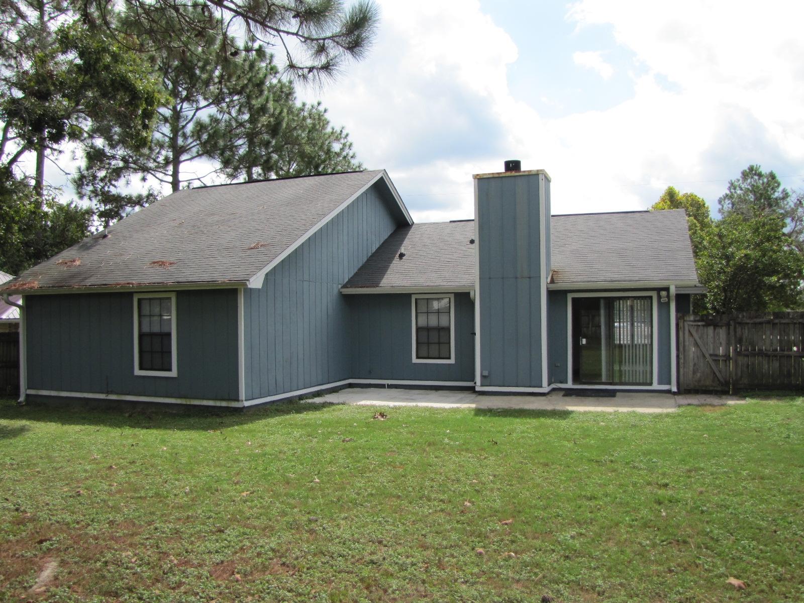 COUNTRYVIEW ESTATES 2ND ADDN - Residential Lease