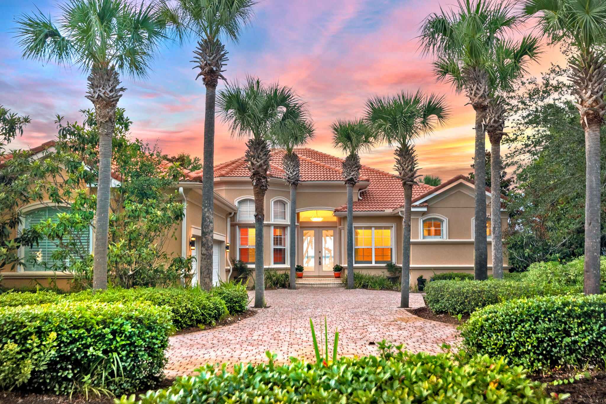 EMERALD BAY WEST - Residential