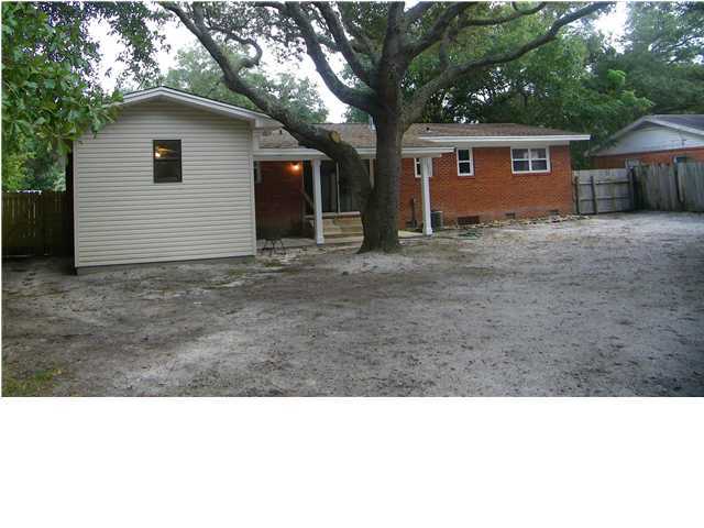 ROSEWOOD HOMES - Residential Lease