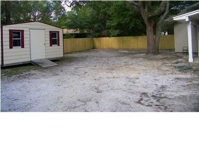 ROSEWOOD HOMES - Residential Lease