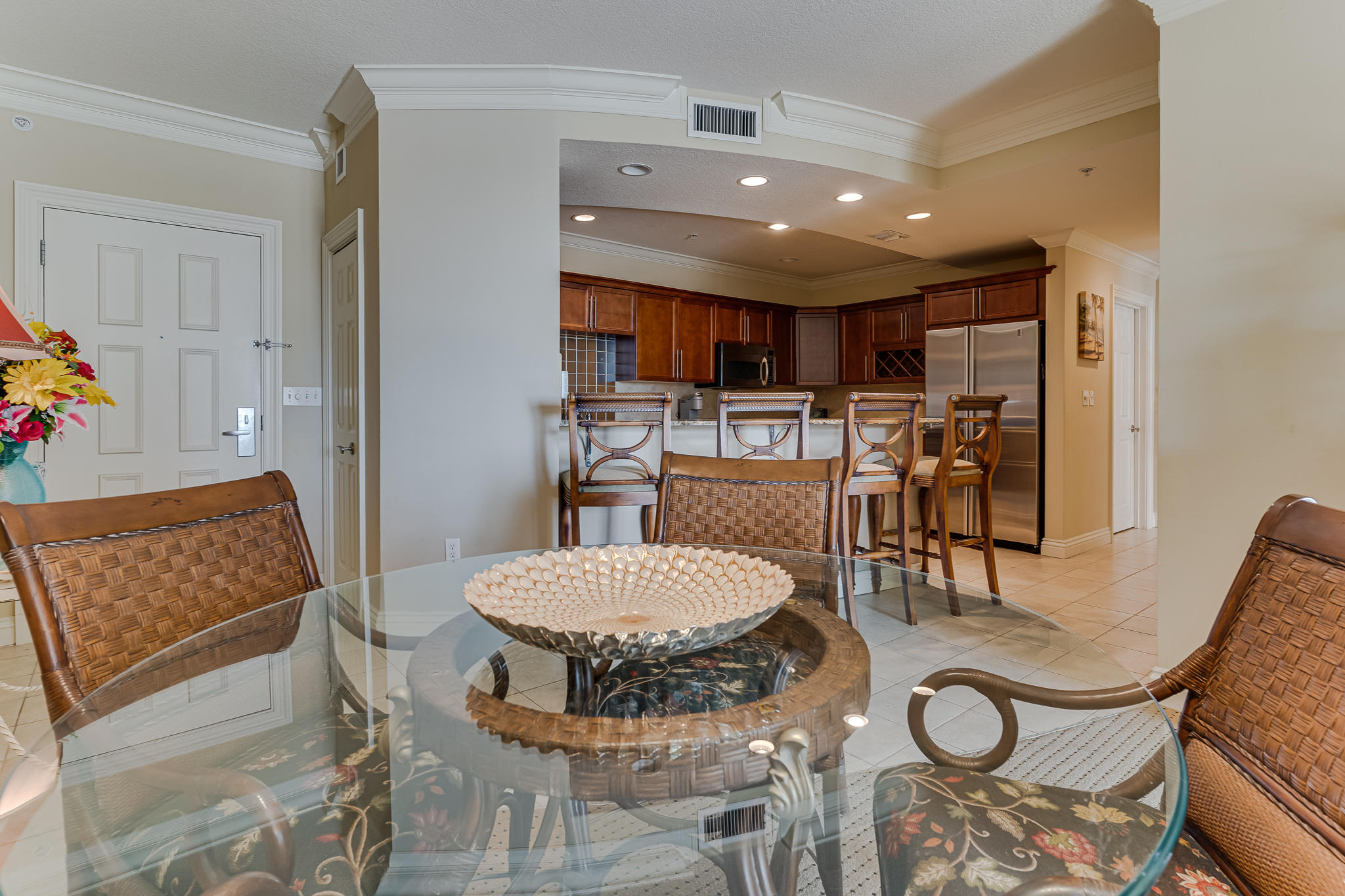 EMERALD GRANDE - Residential