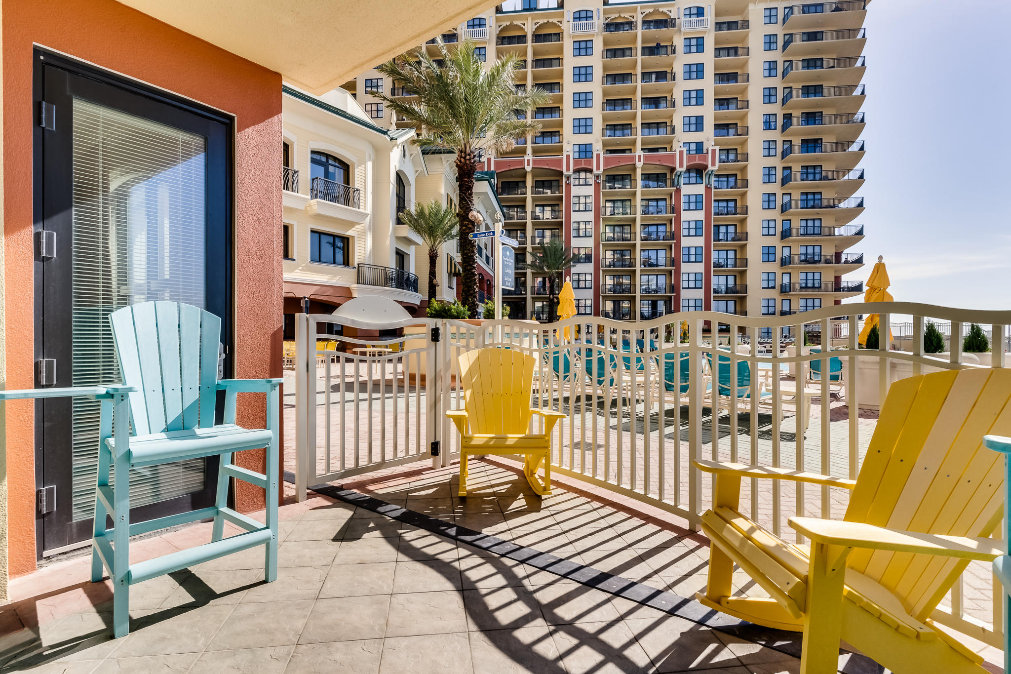 EMERALD GRANDE - Residential