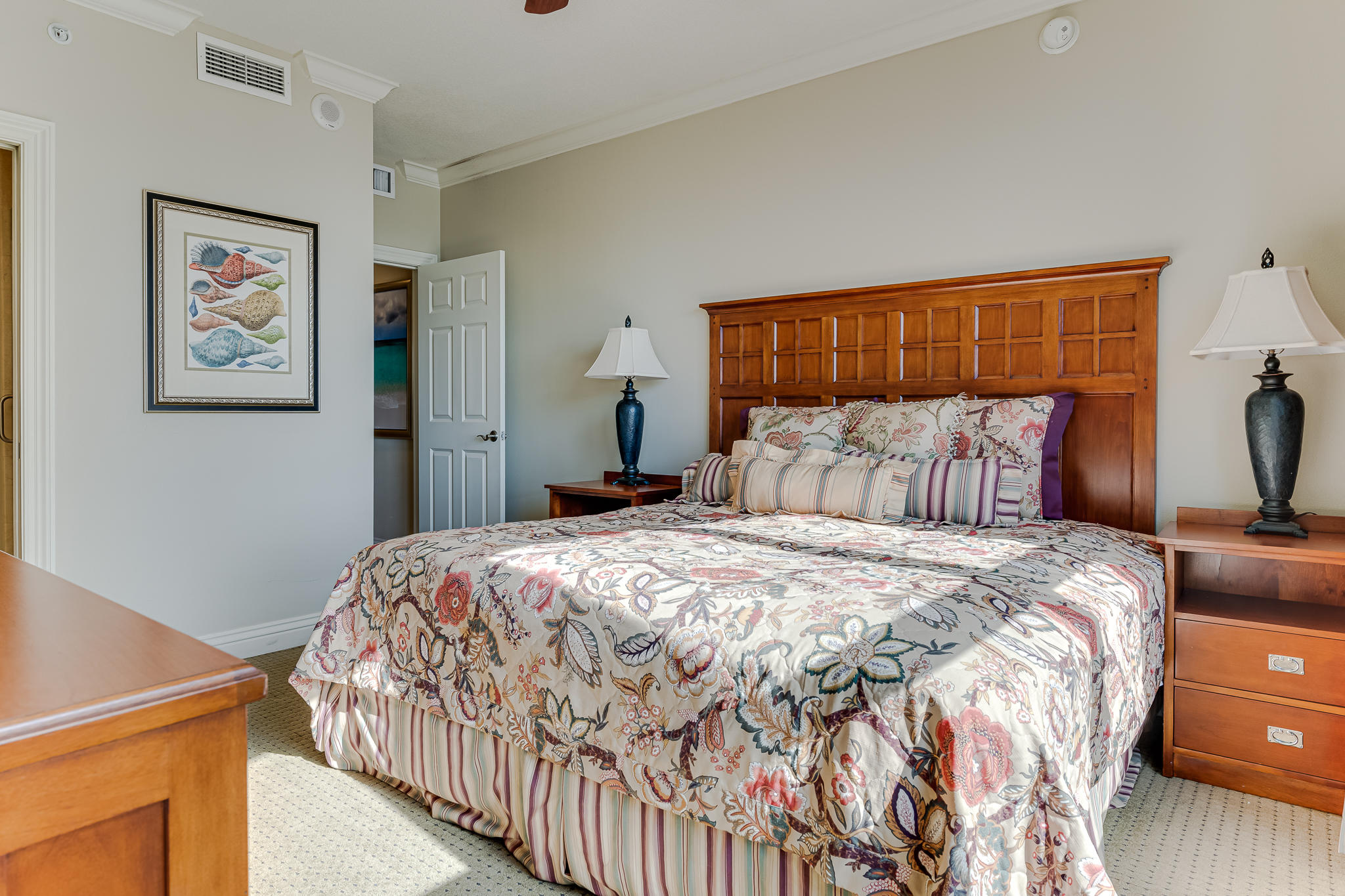 EMERALD GRANDE - Residential