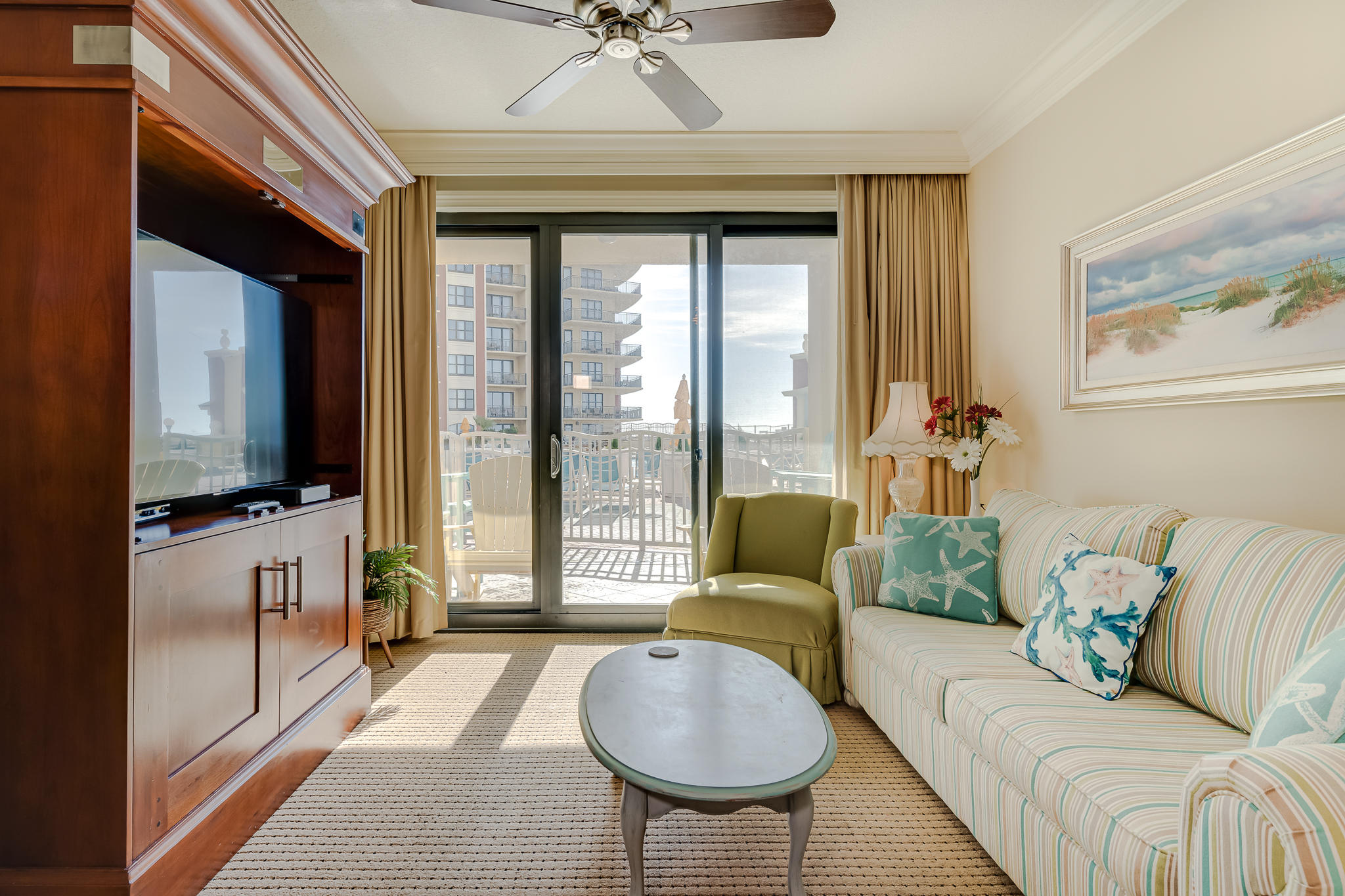 EMERALD GRANDE - Residential