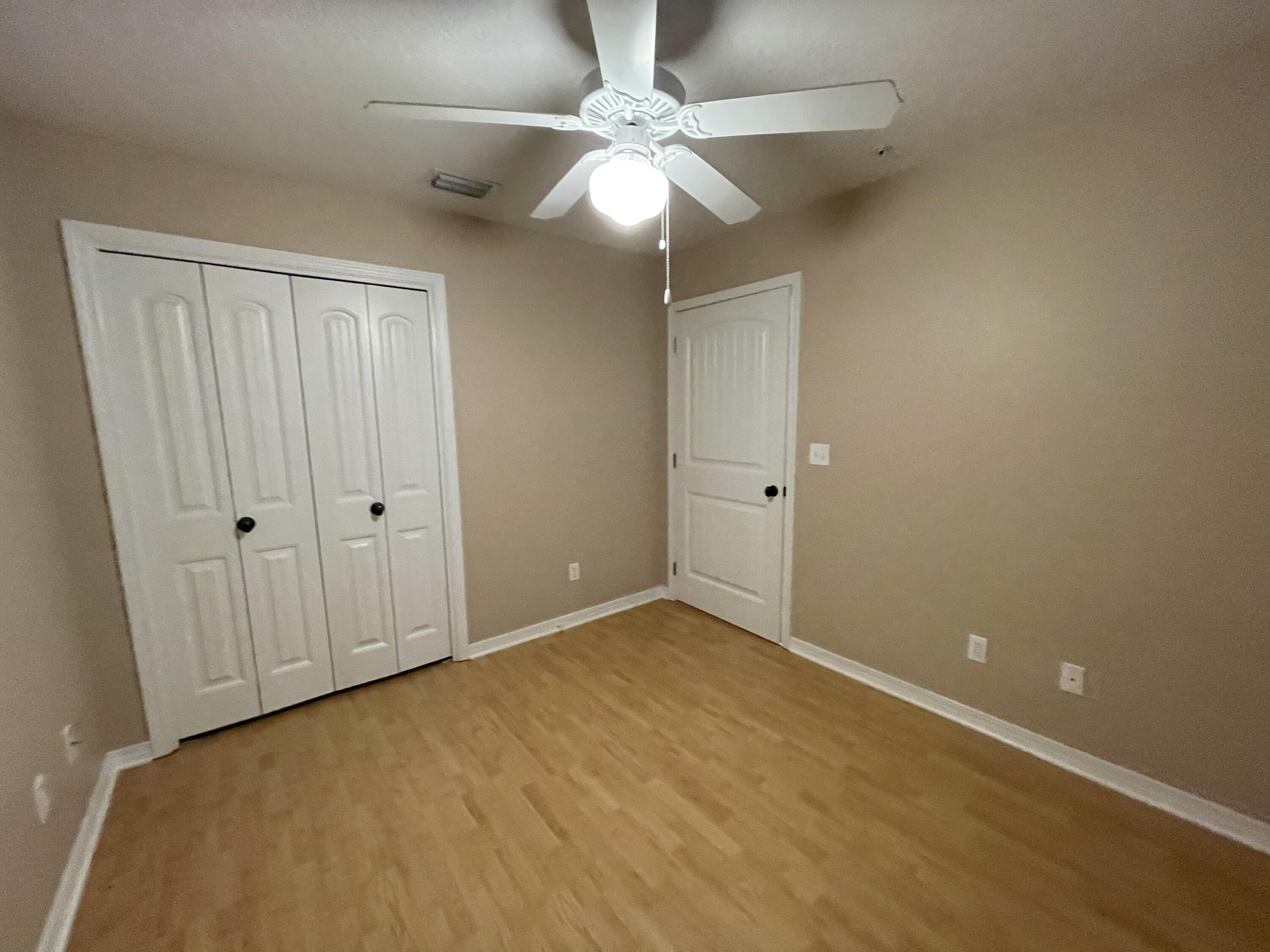 MAGNOLIAS OF MARY ESTHER - Residential Lease
