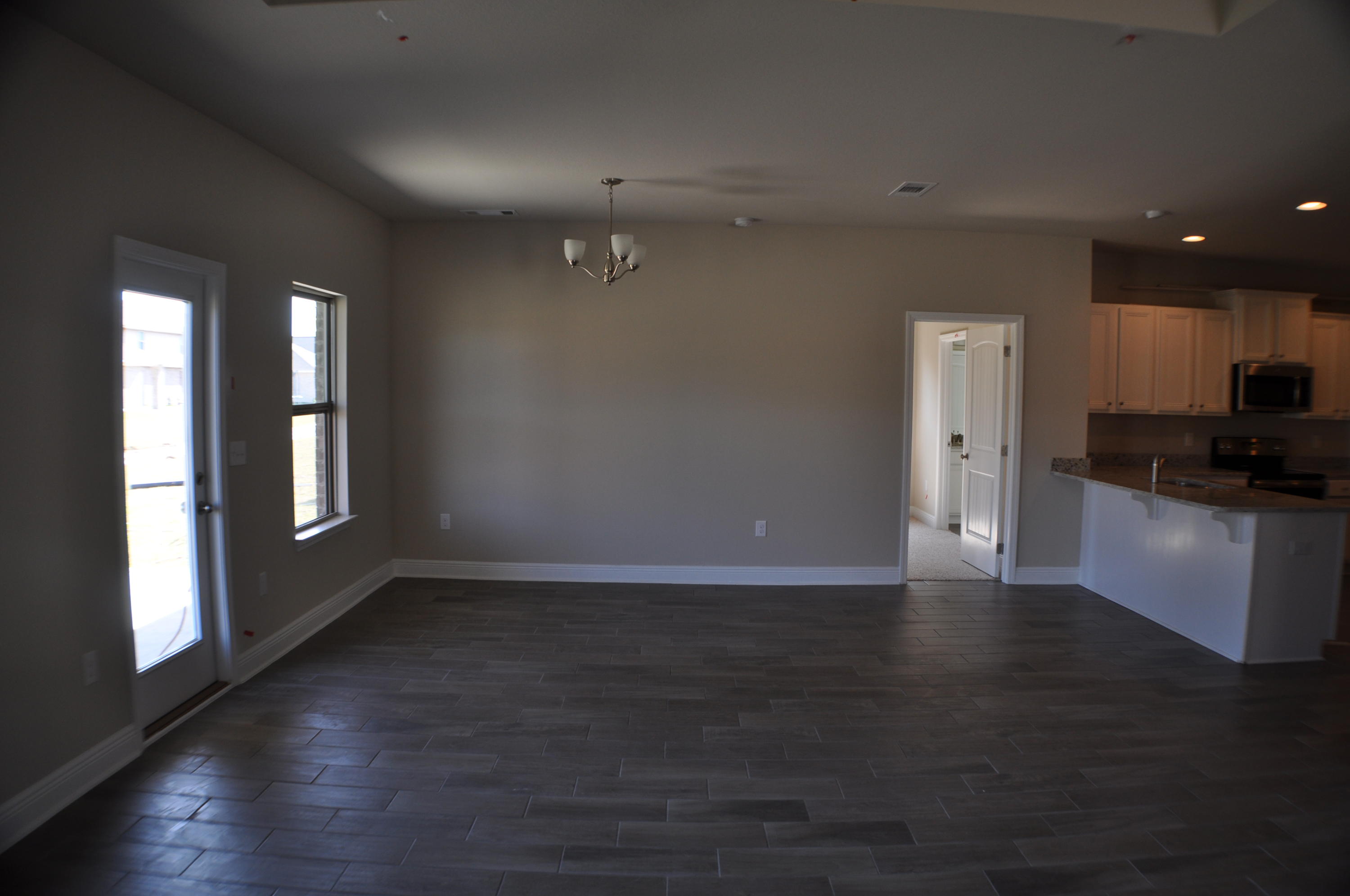 DRIFTWOOD ESTATES - Residential Lease