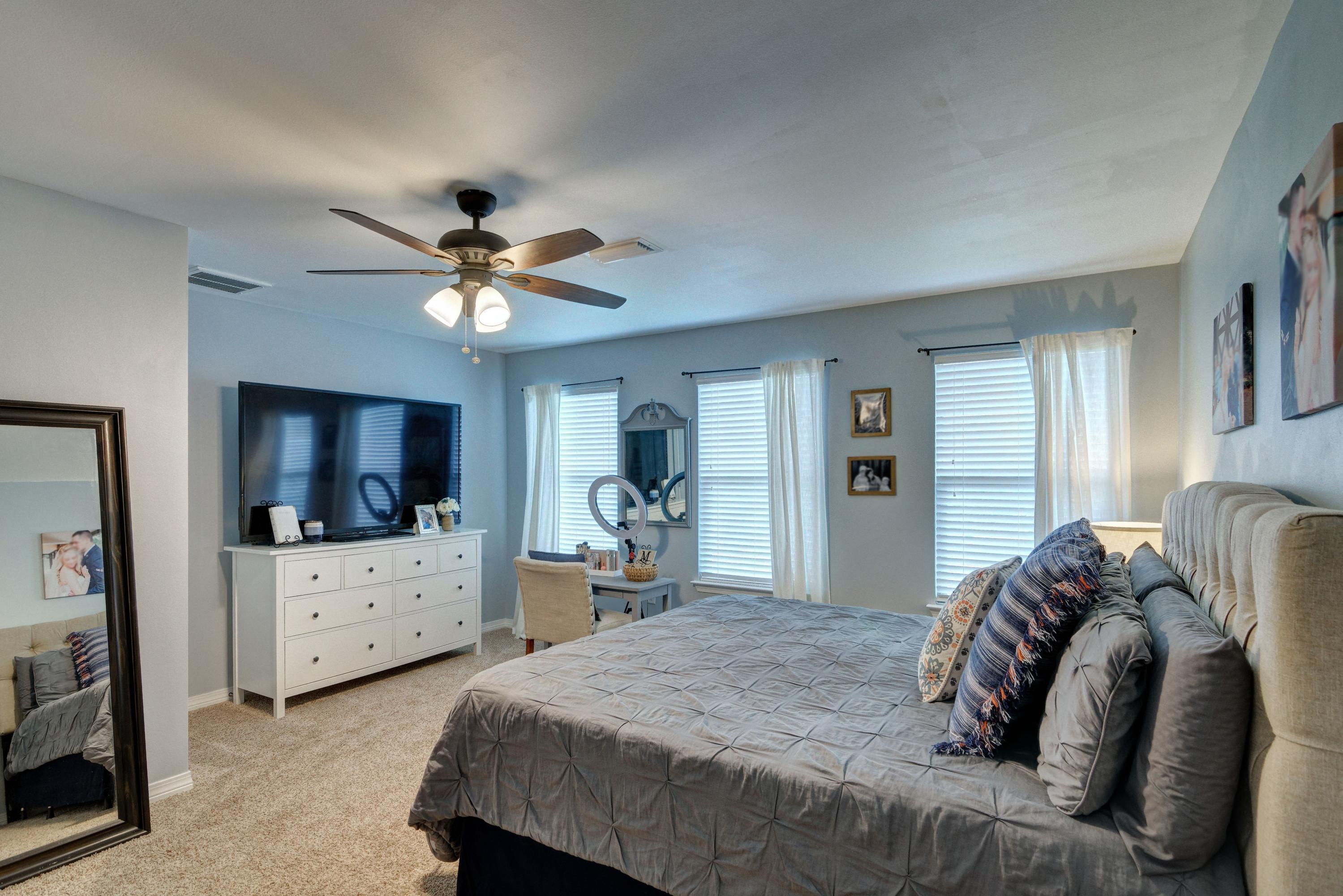 SHADOW LAKES - Residential