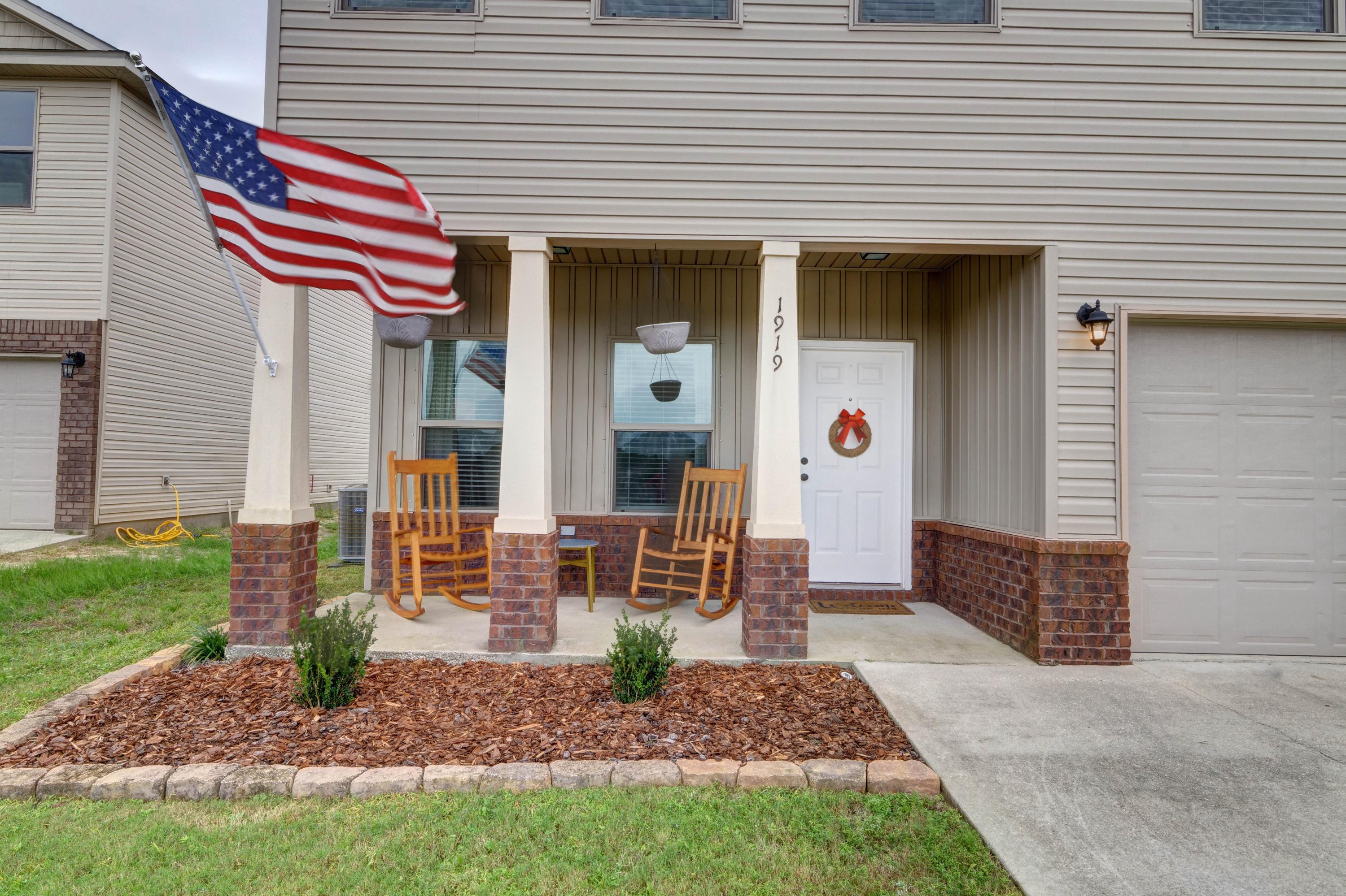 SHADOW LAKES - Residential