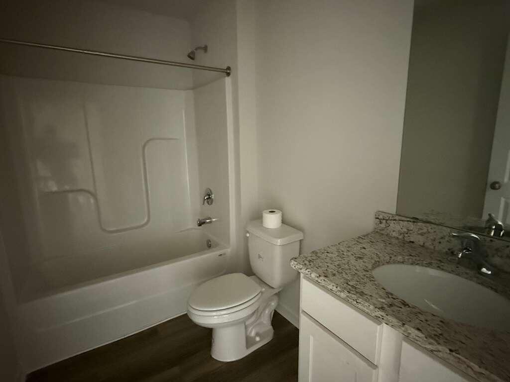 PLANTATION WOODS - Residential Lease