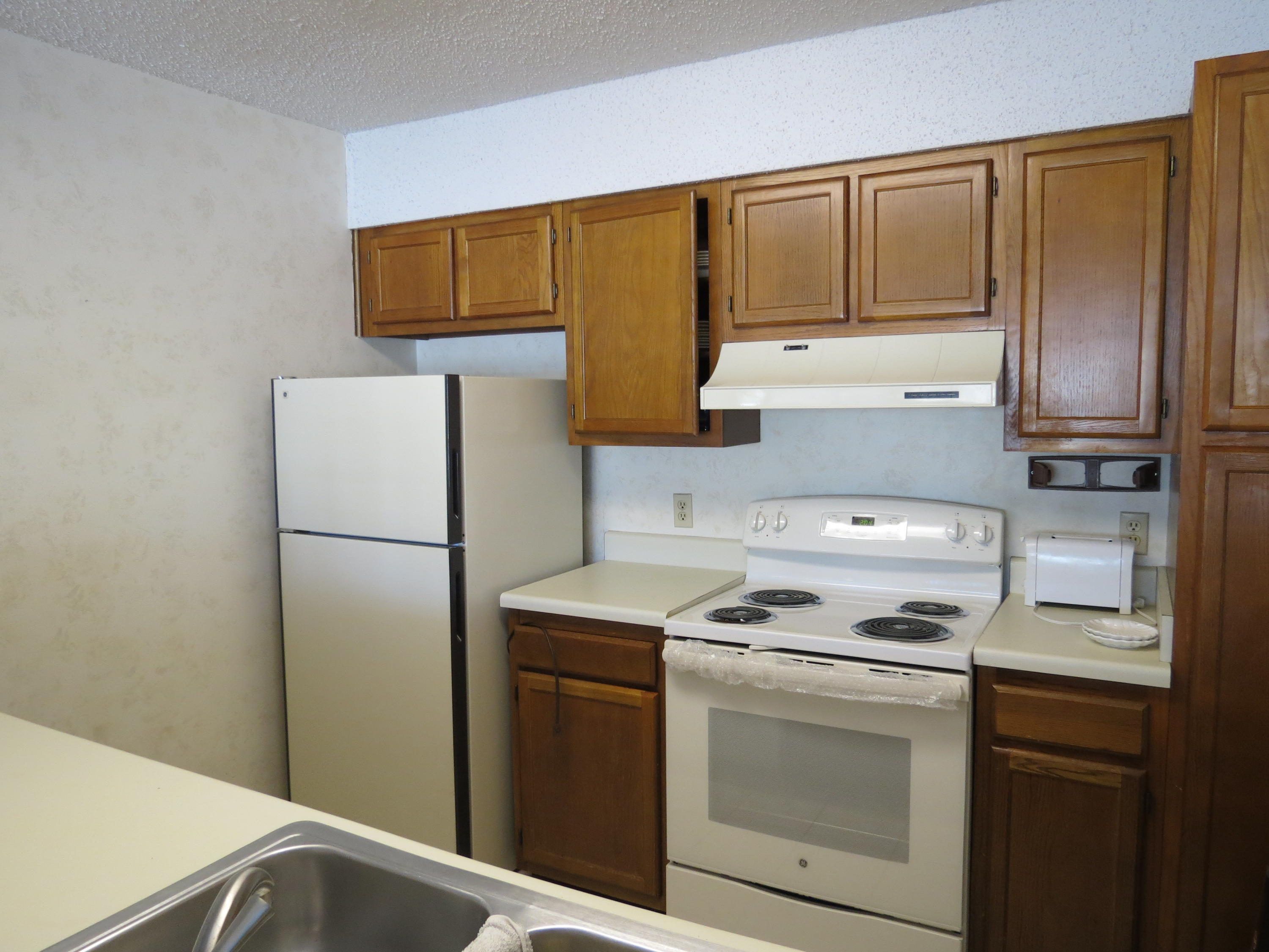 MARINA VILLAS CONDO AT BLUEWATER BAY - Residential Lease