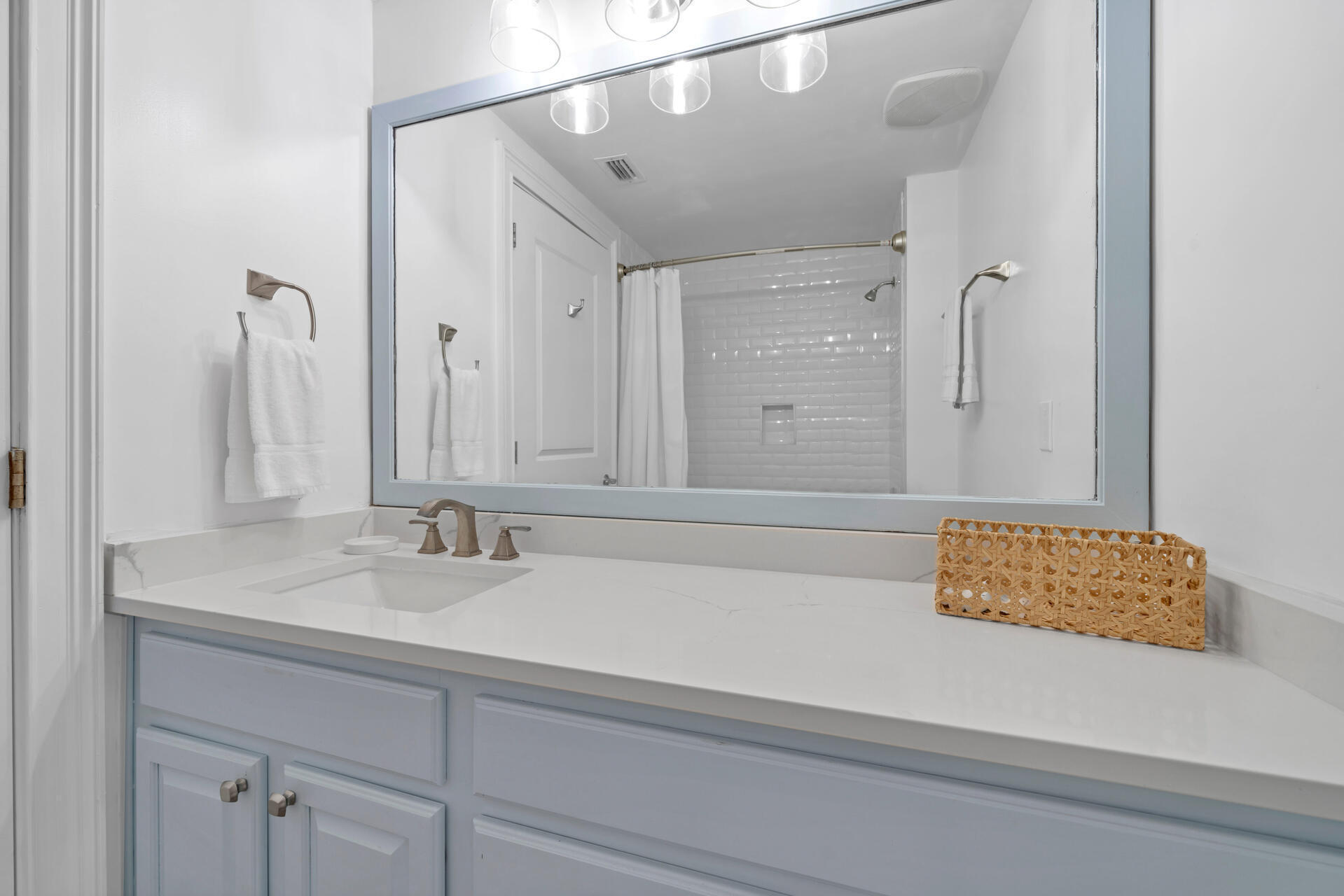 Carillon Beach Inn - Residential