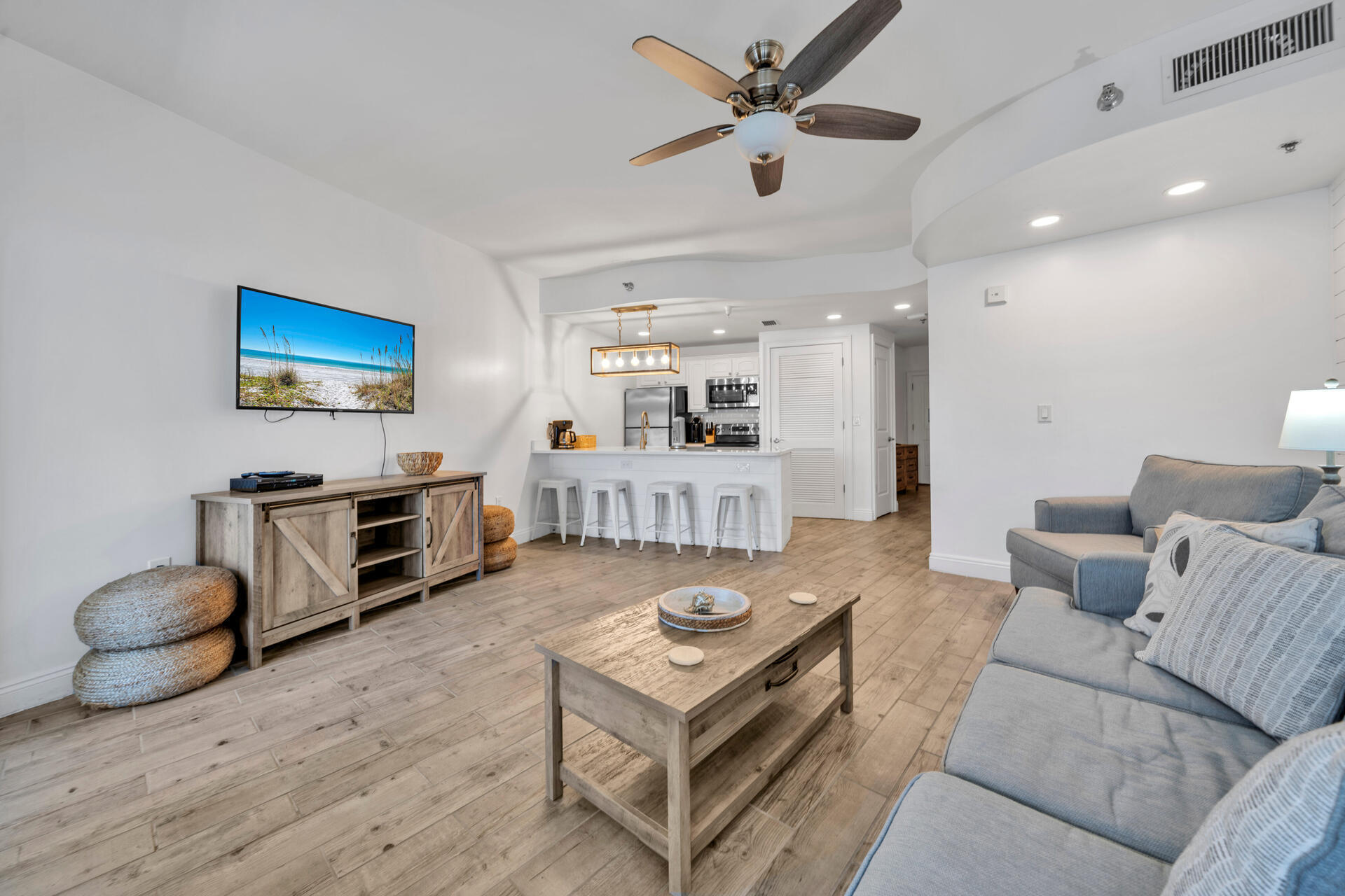 Carillon Beach Inn - Residential