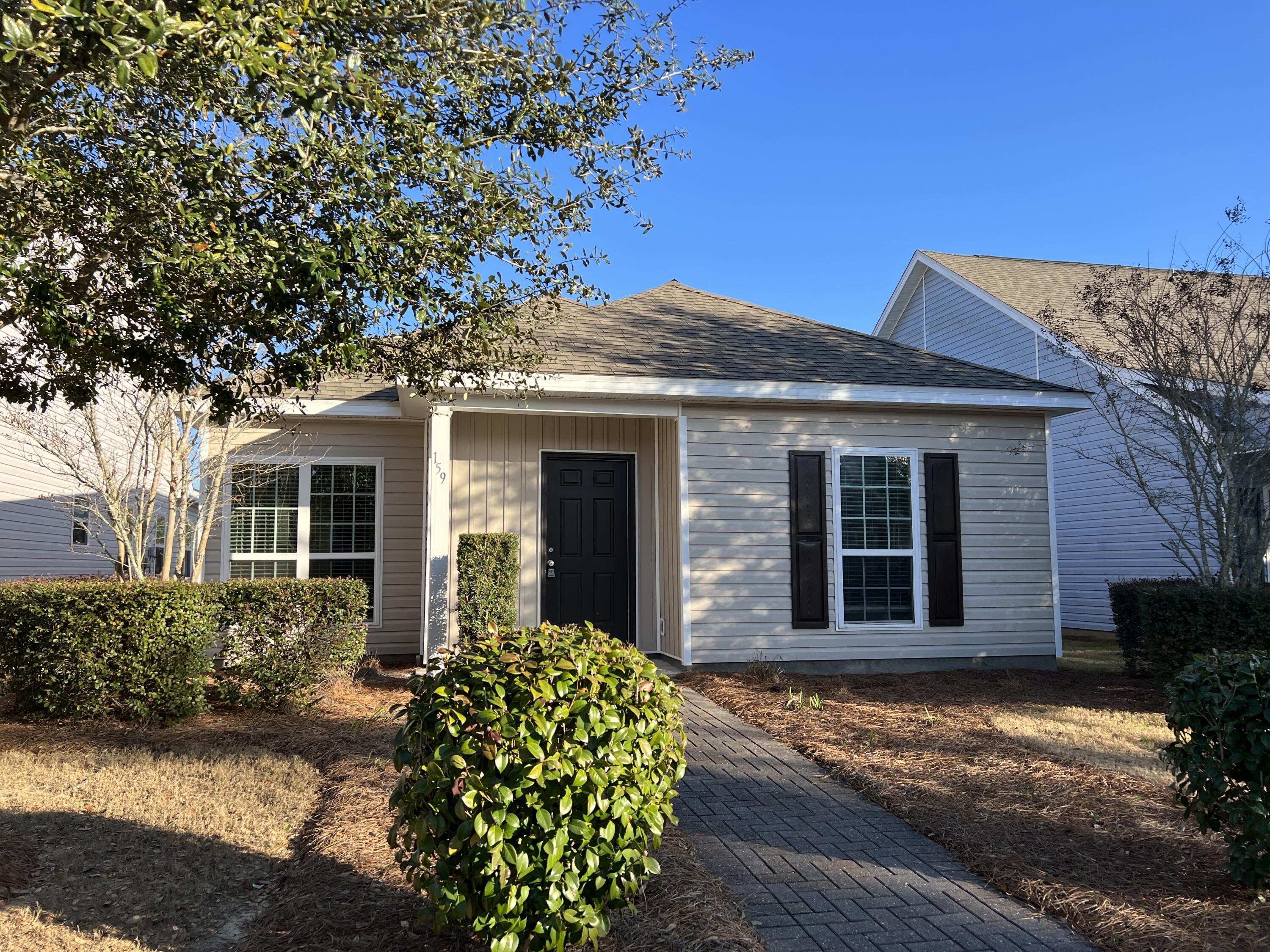 SCHOONER LANDING AT HAMMOCK BAY - Residential Lease