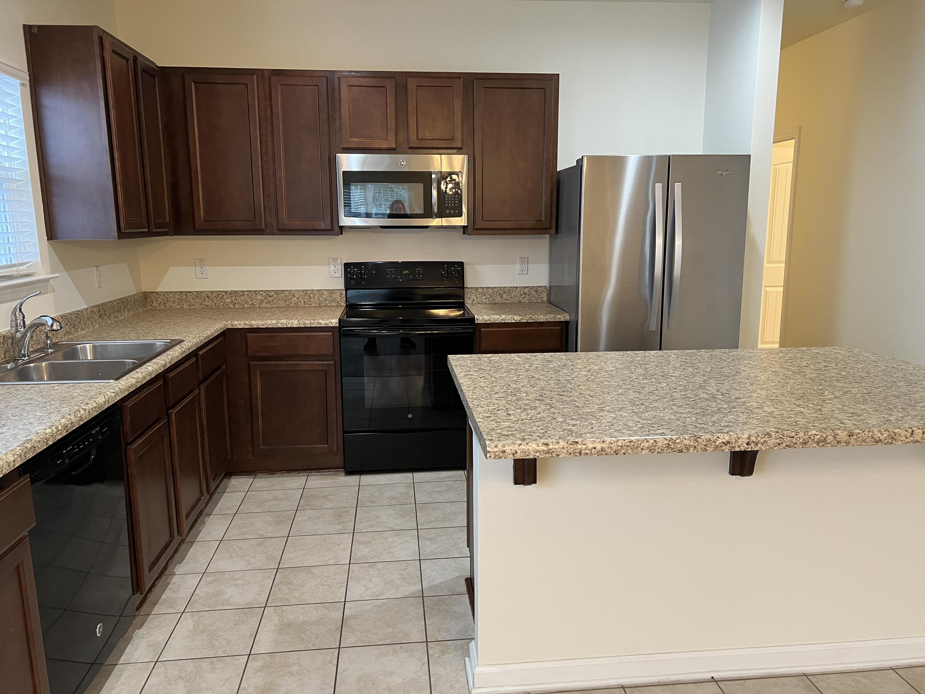 SCHOONER LANDING AT HAMMOCK BAY - Residential Lease