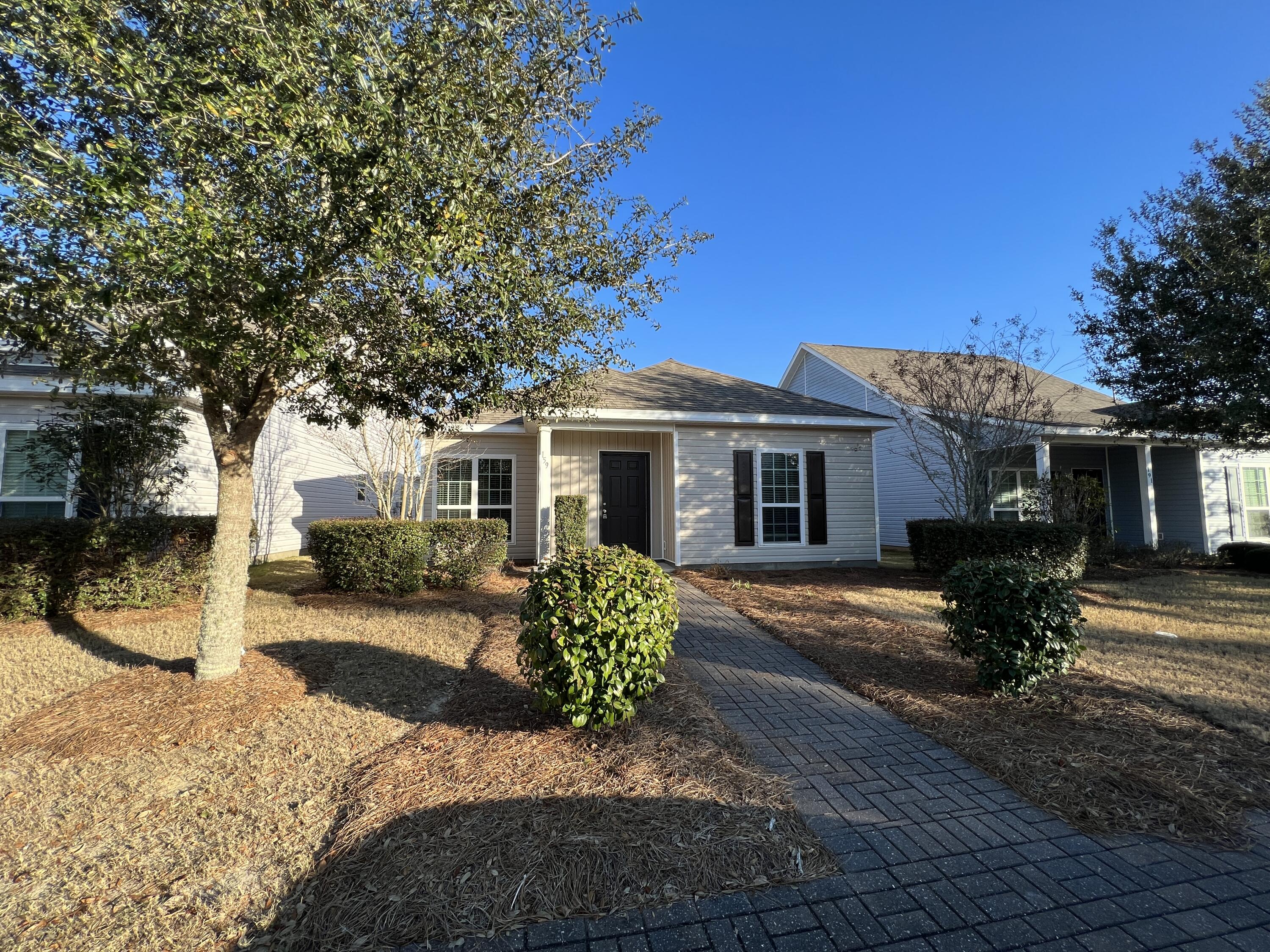 SCHOONER LANDING AT HAMMOCK BAY - Residential Lease