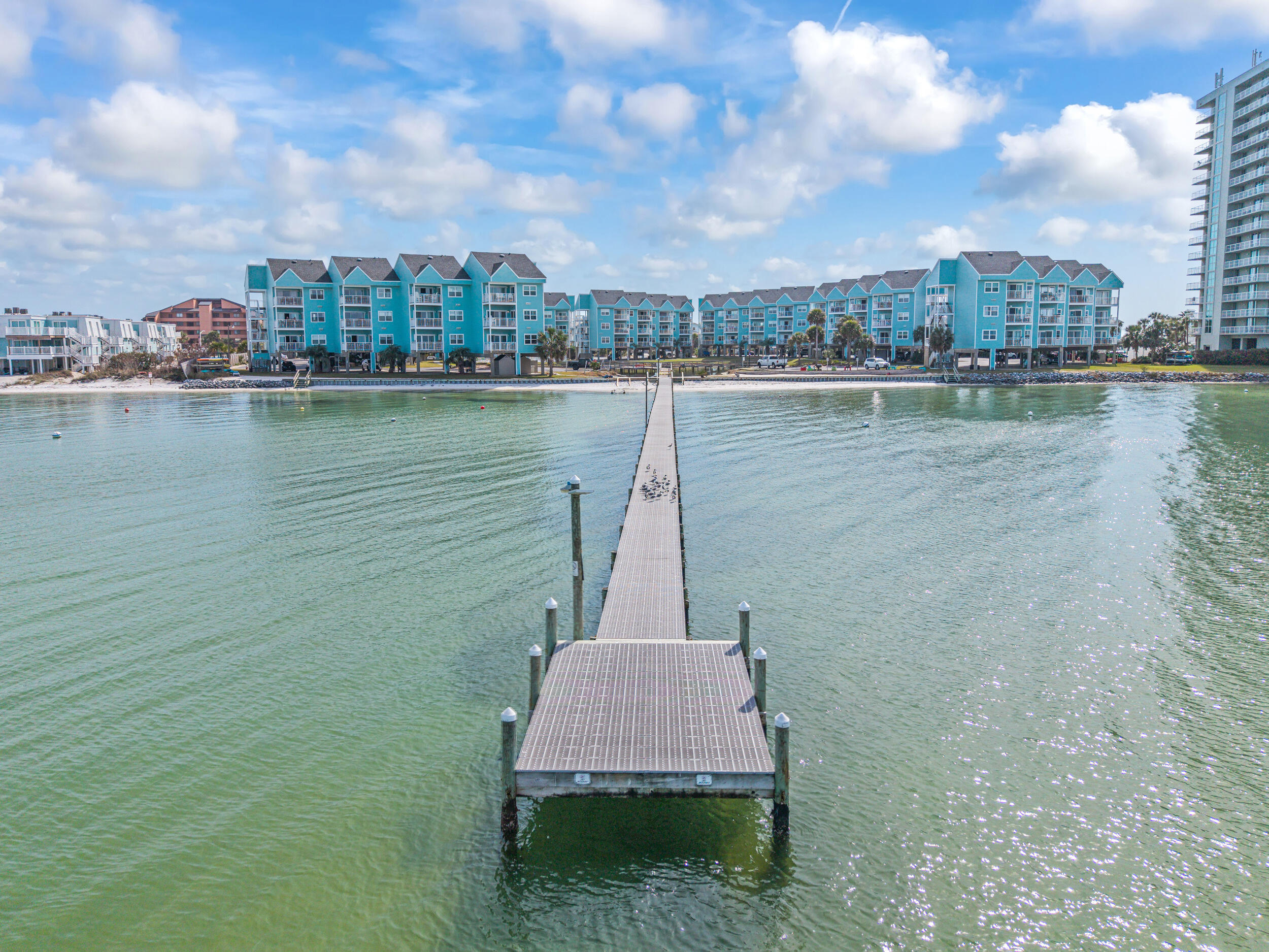 BAYWATCH CONDO - Residential