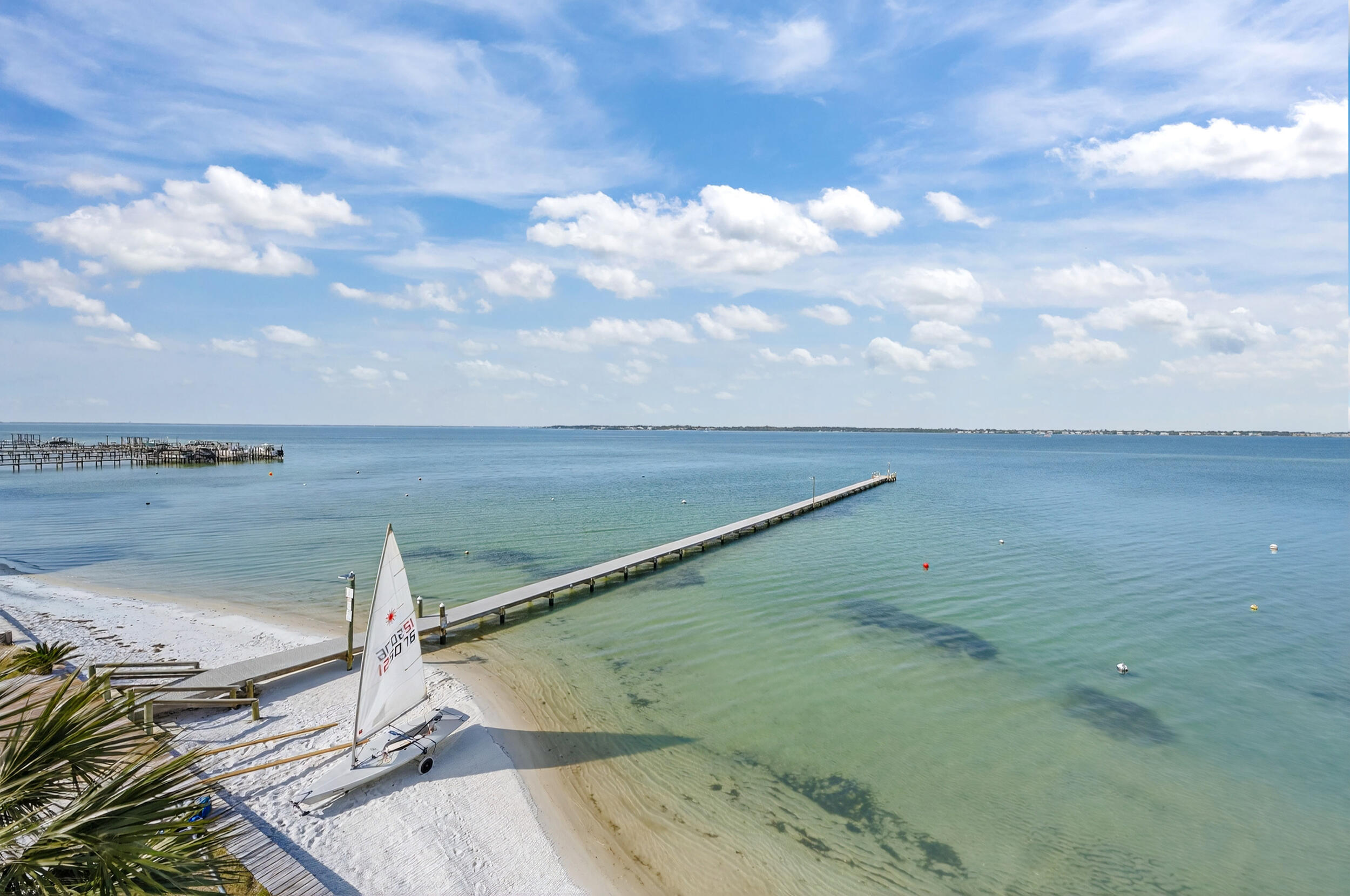 BAYWATCH CONDO - Residential