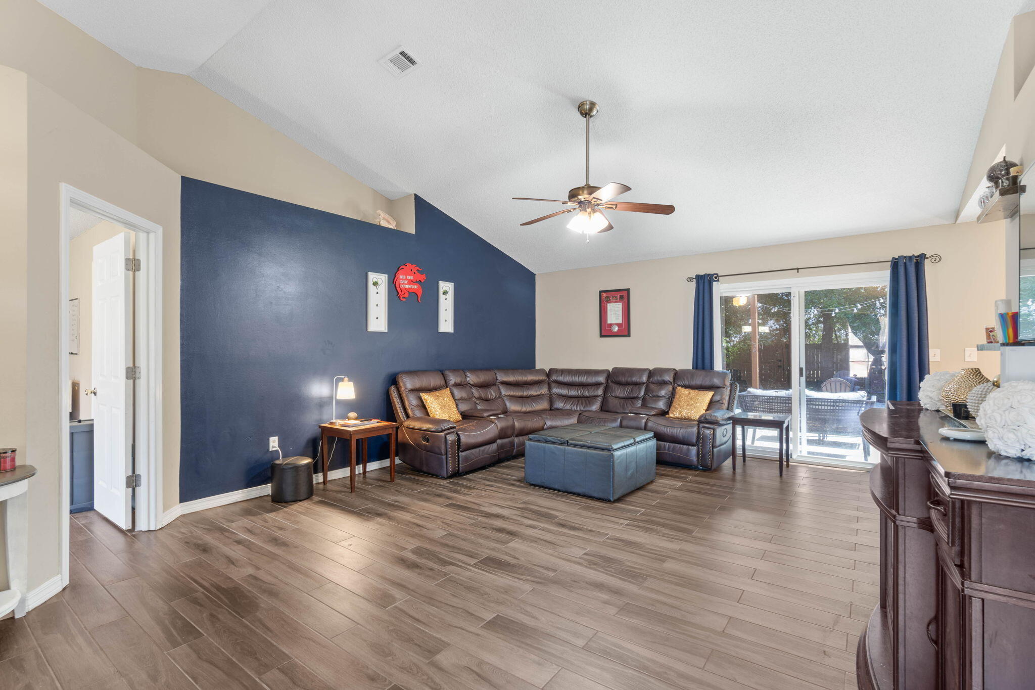 COUNTRYVIEW ESTATES 4TH ADDN PH 6 - Residential