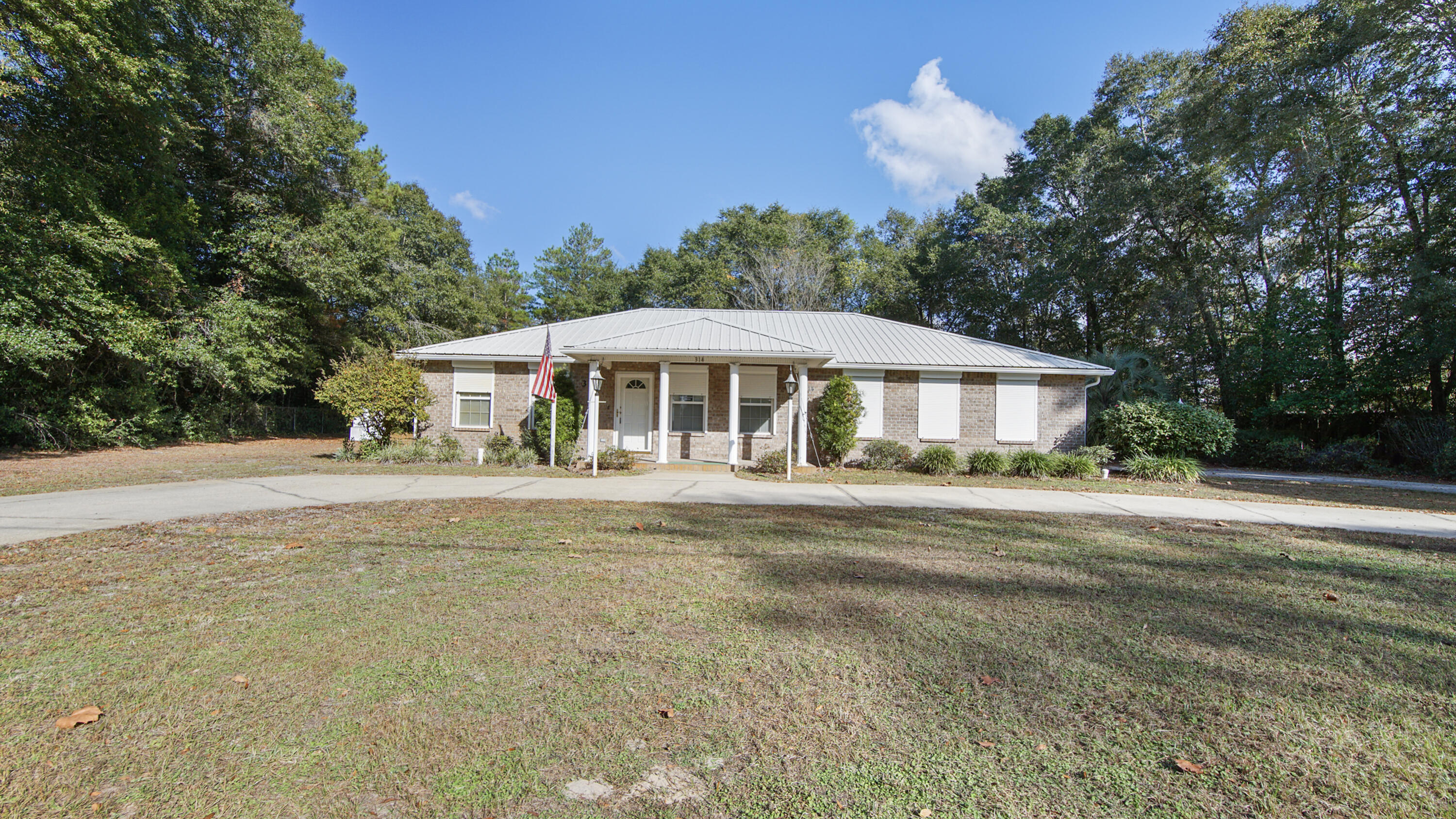 LAKEVIEW - Residential