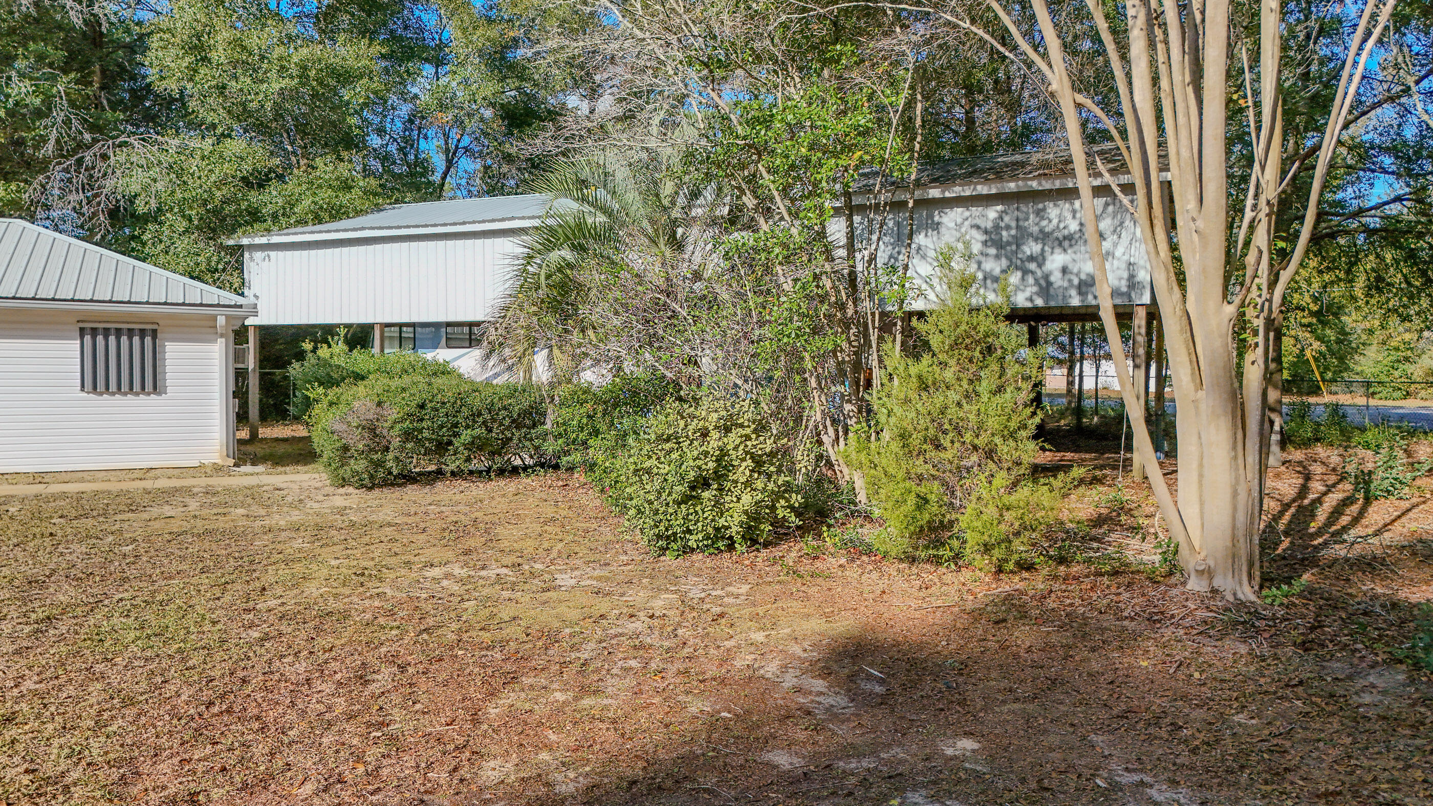 LAKEVIEW - Residential
