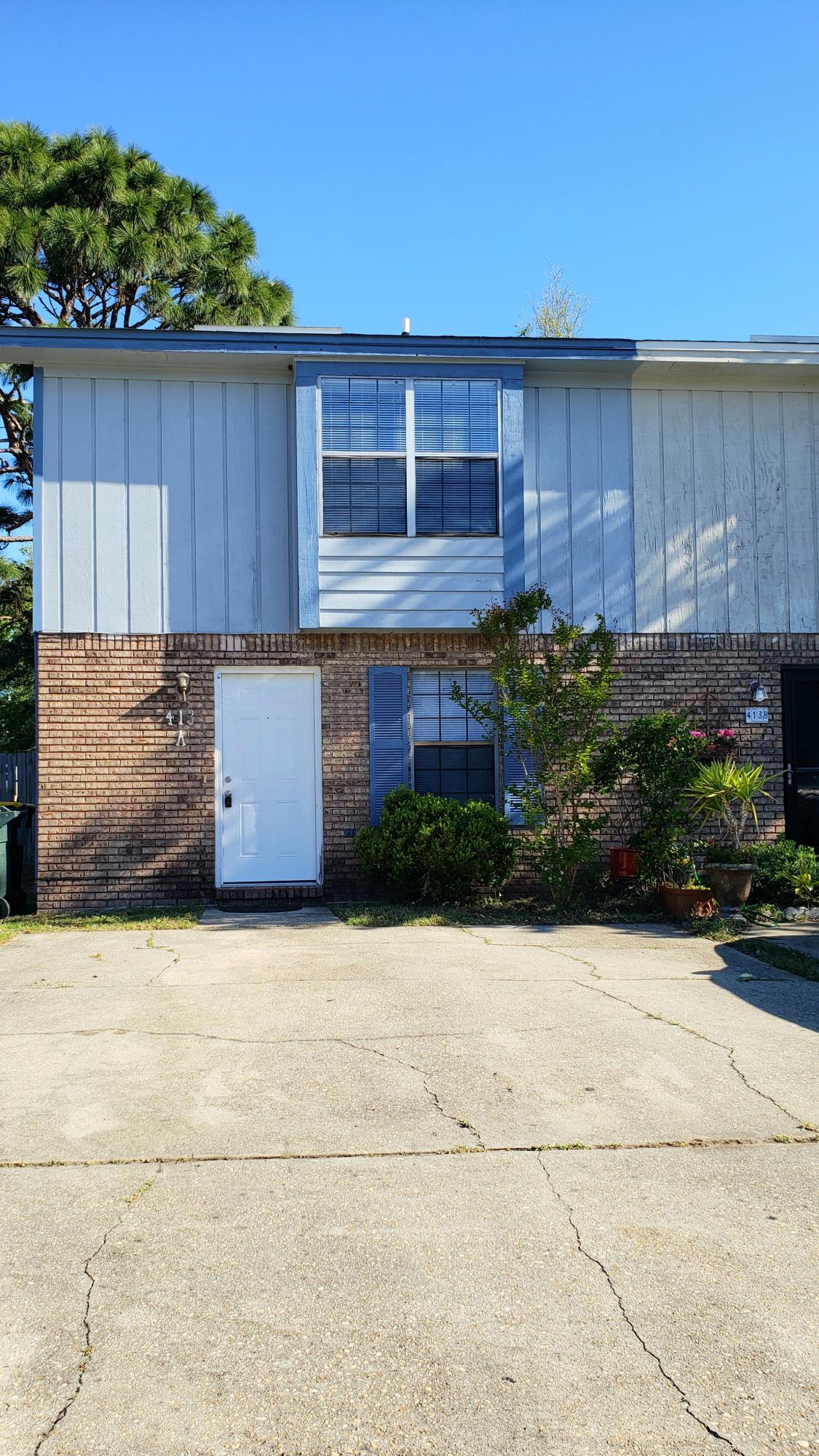 Move in Special! Two story 2 bedroom, 1.5 bath town home. Spacious kitchen with all appliances and breakfast bar. Laundry room just off the kitchen. Separate dining area. Master bedroom has a large walk in closet. Located close to schools, shopping, dining, military bases and the beach. Sorry, pets not negotiable. All Coastal Realty Services residents are enrolled in the Resident Benefits Package (RBP) which includes renters insurance, HVAC air filter delivery (for applicable properties) and our best-in-class resident rewards program, and much more! More details upon application