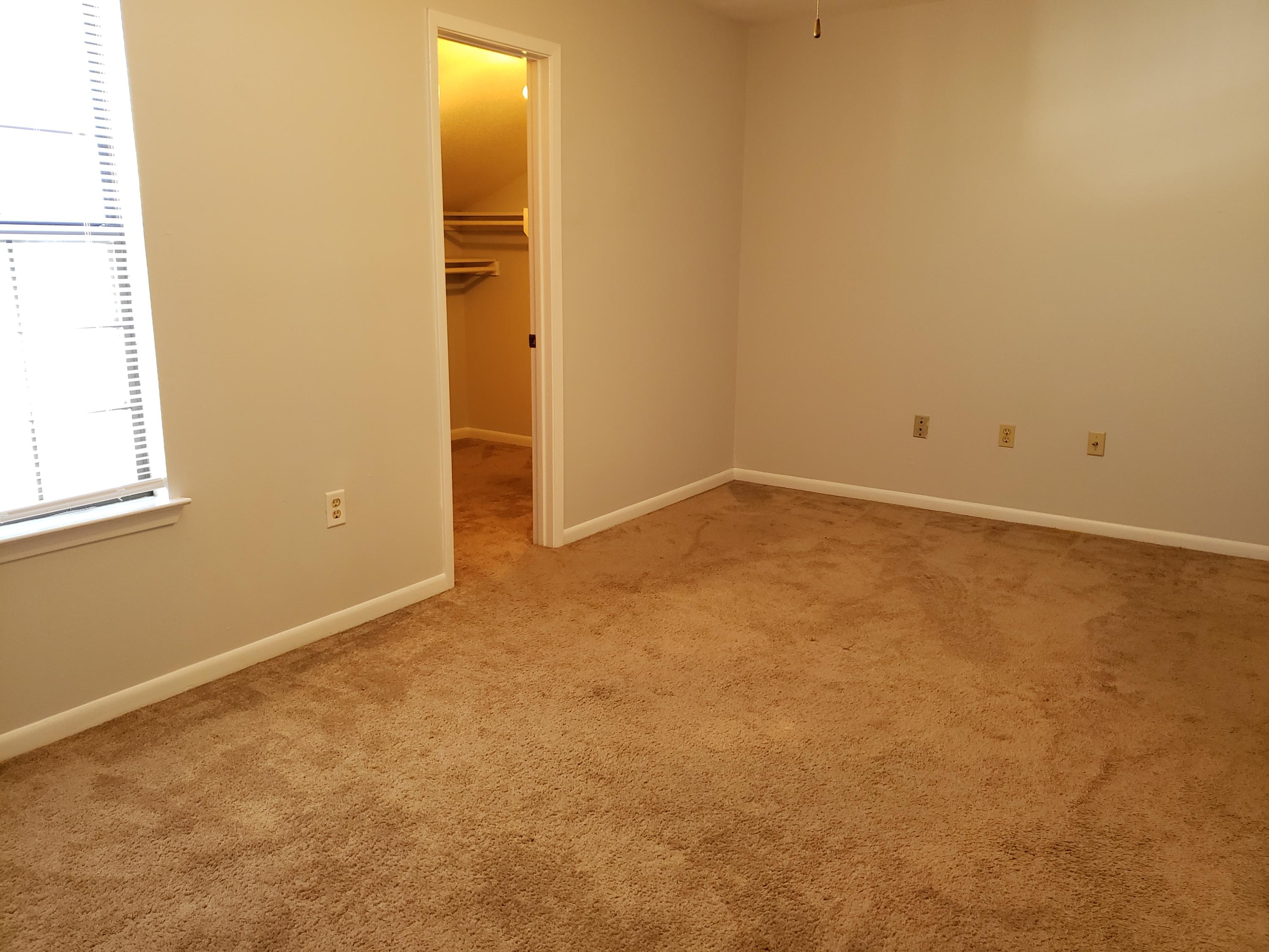 VIKING MANOR PH 1 - Residential Lease