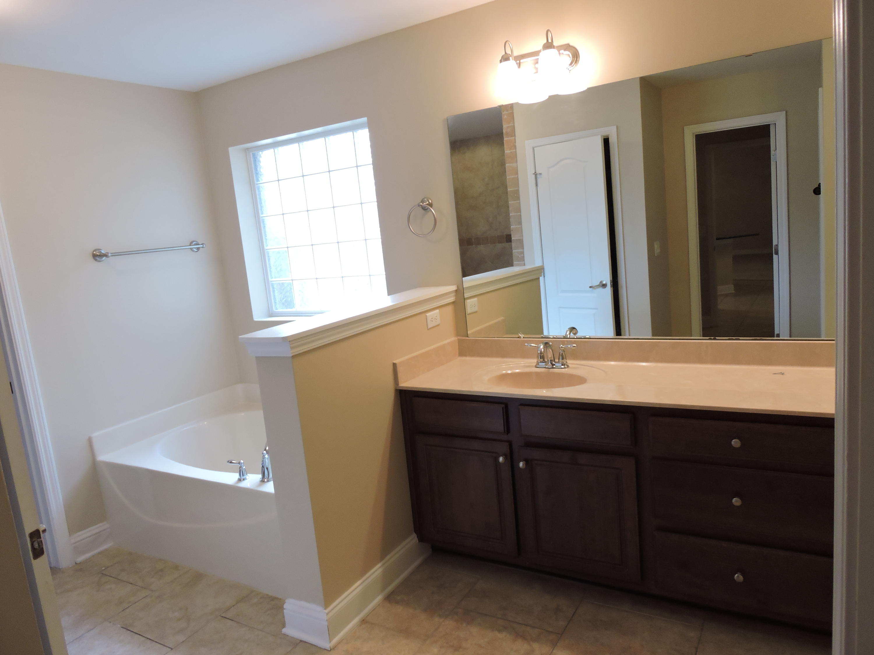 WINDMEADOWS - Residential Lease