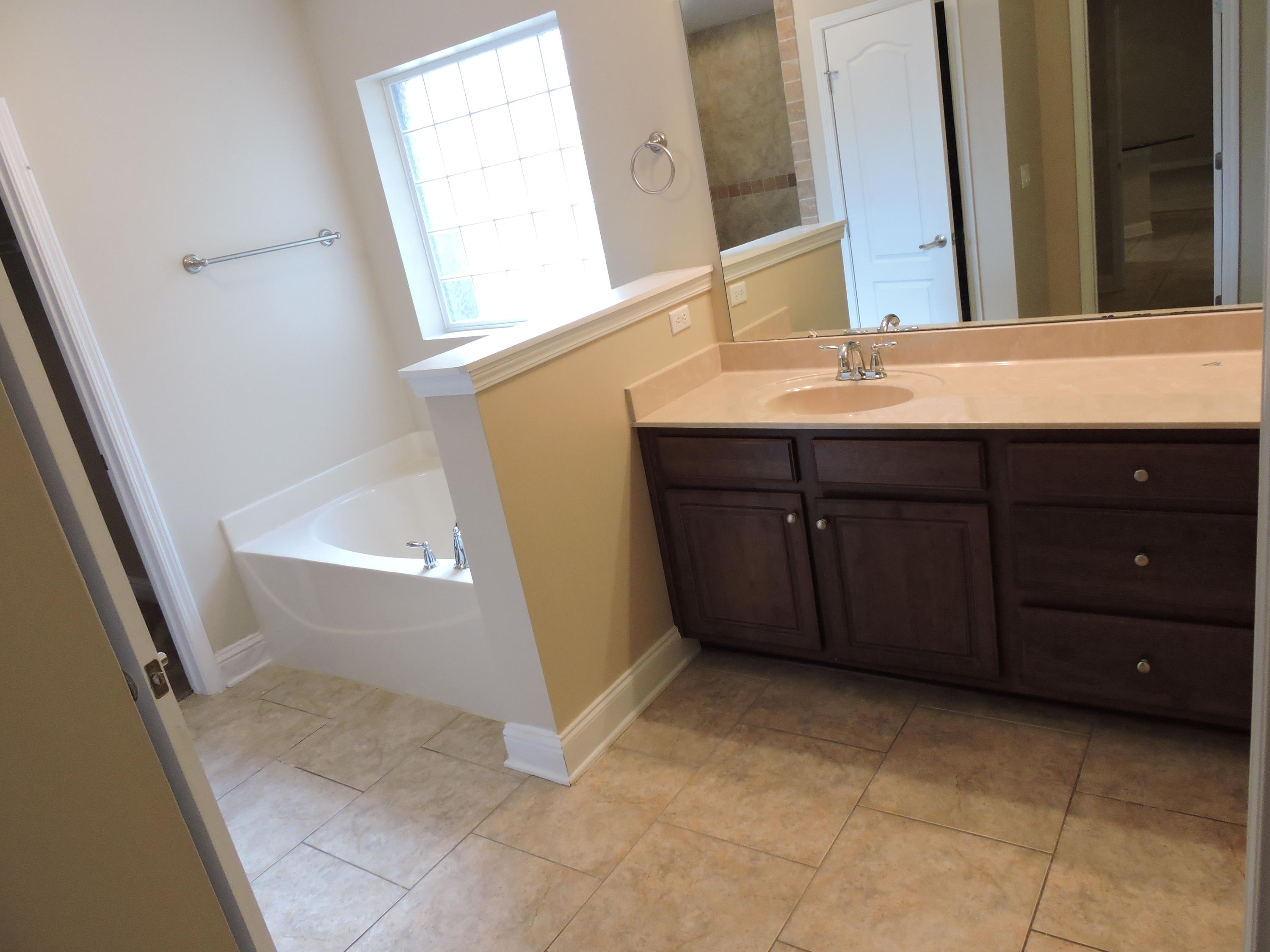 WINDMEADOWS - Residential Lease