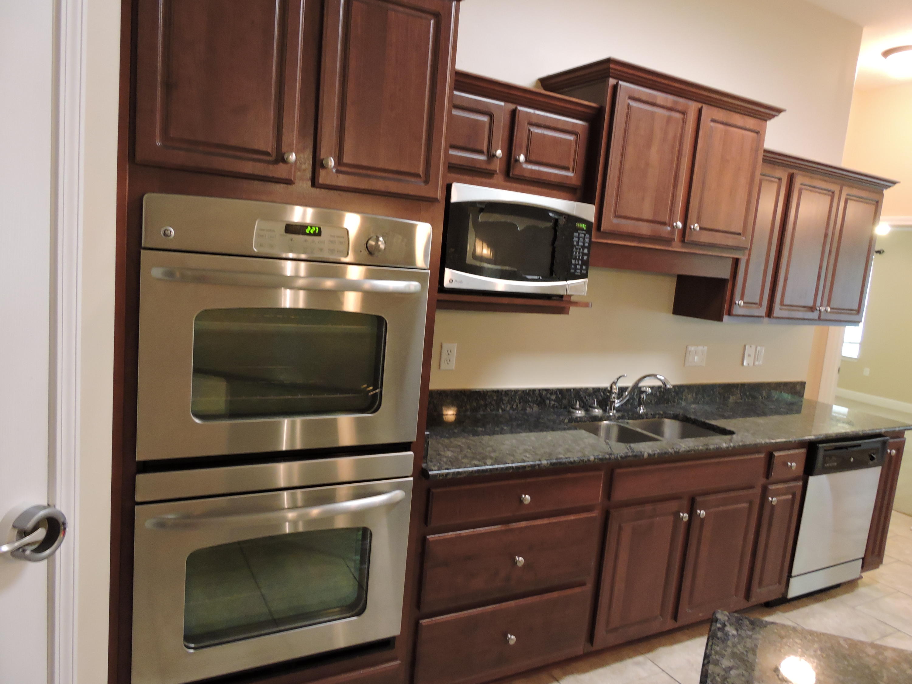 WINDMEADOWS - Residential Lease