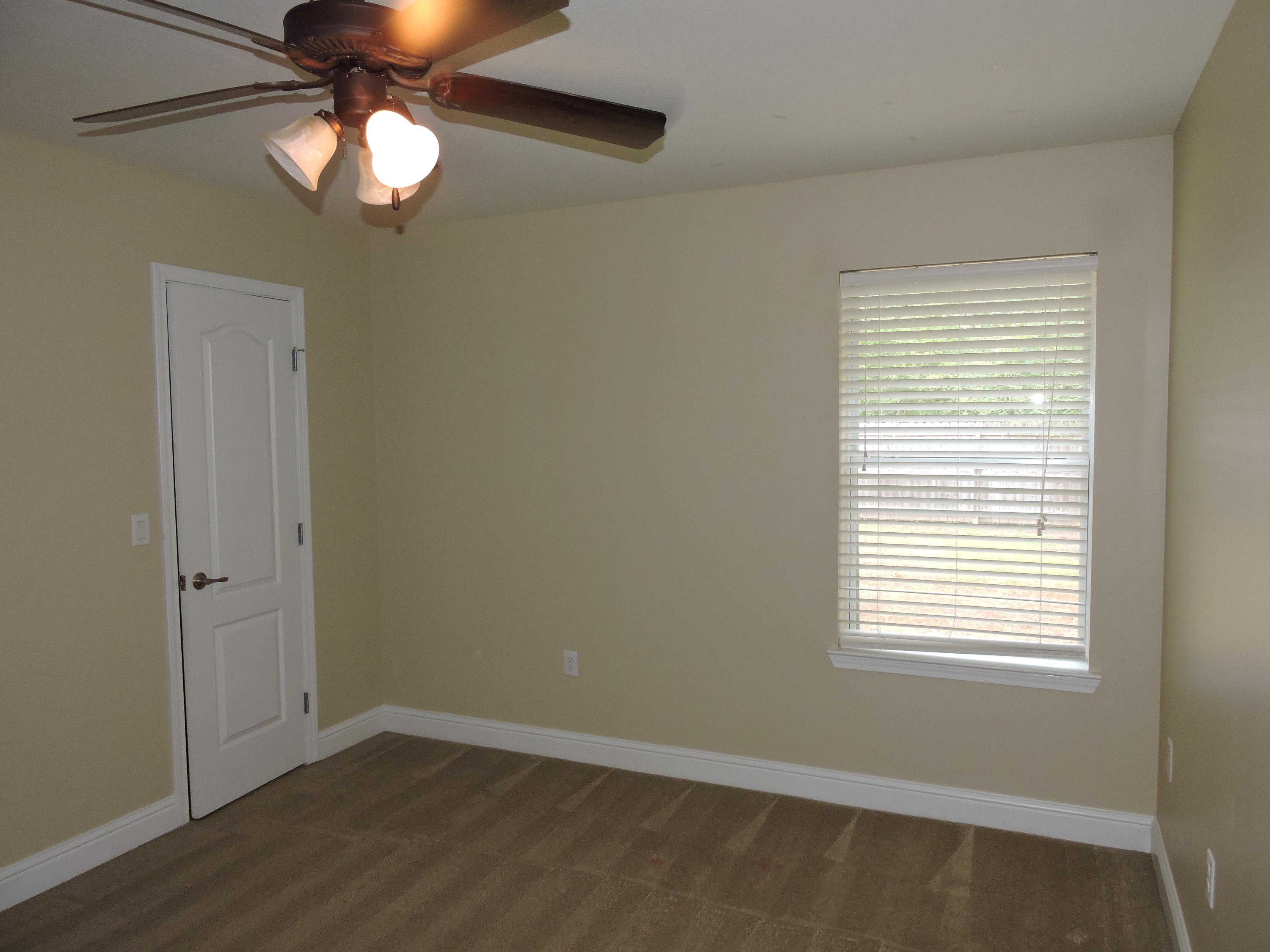 WINDMEADOWS - Residential Lease