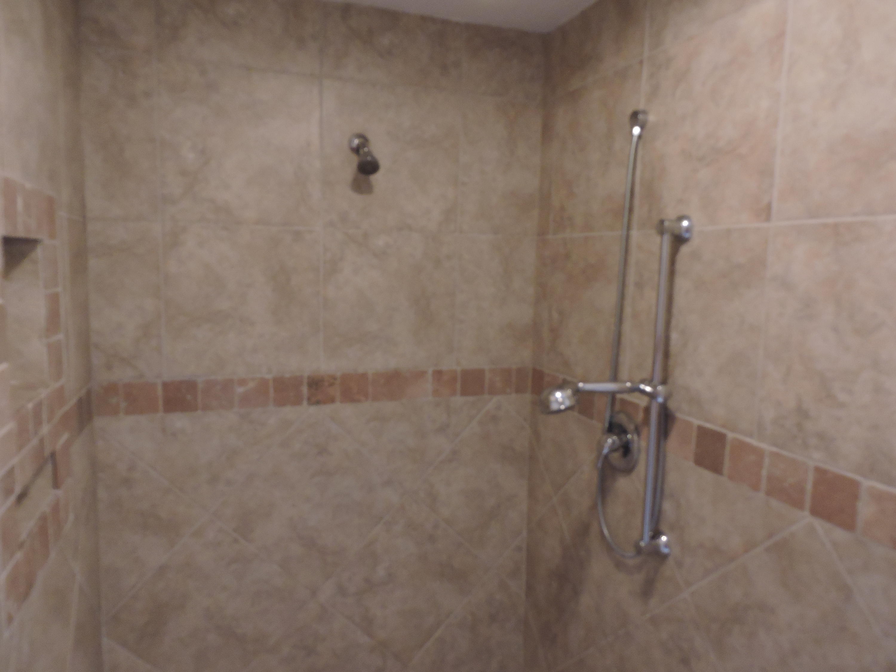 WINDMEADOWS - Residential Lease