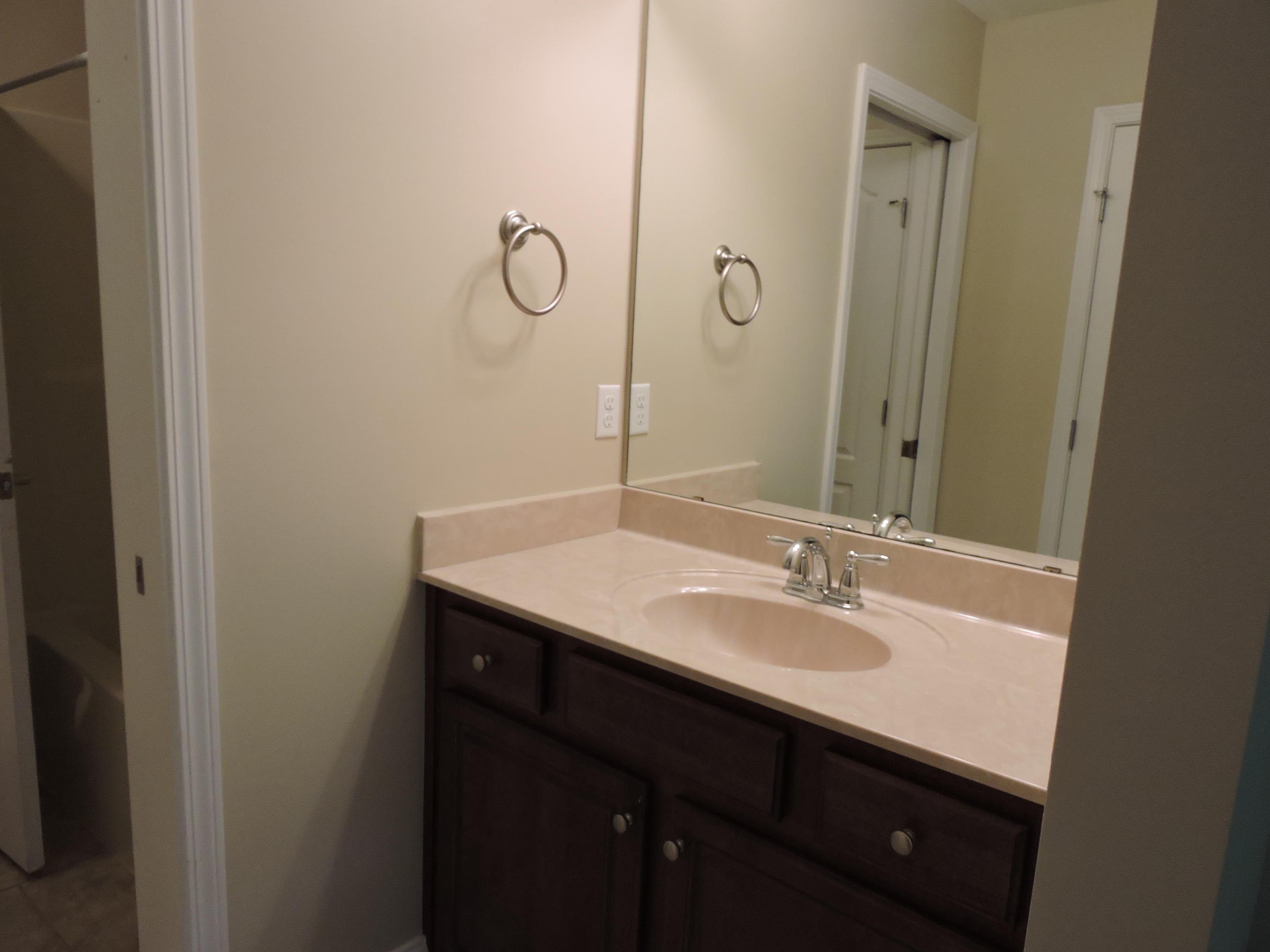 WINDMEADOWS - Residential Lease