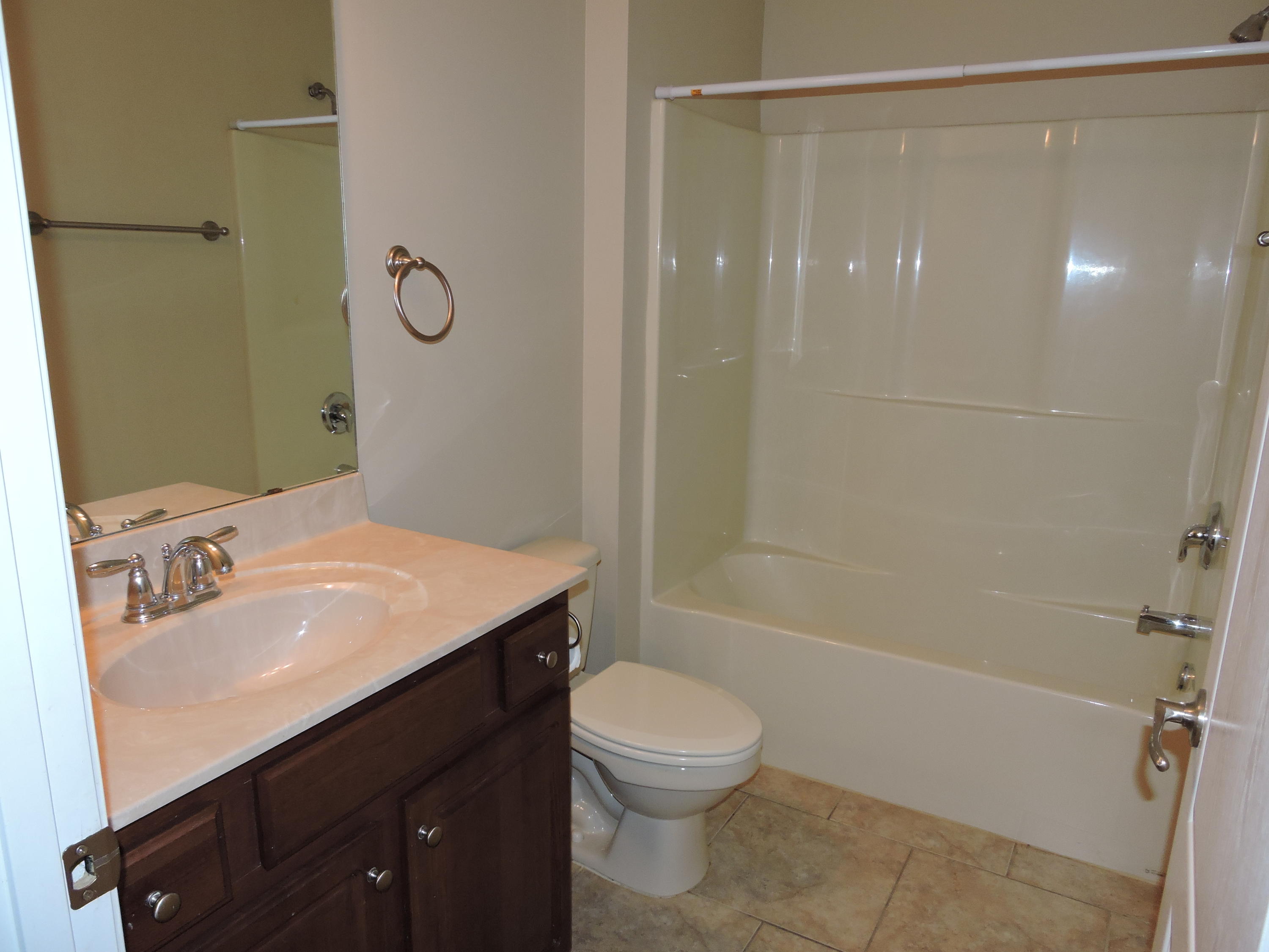 WINDMEADOWS - Residential Lease