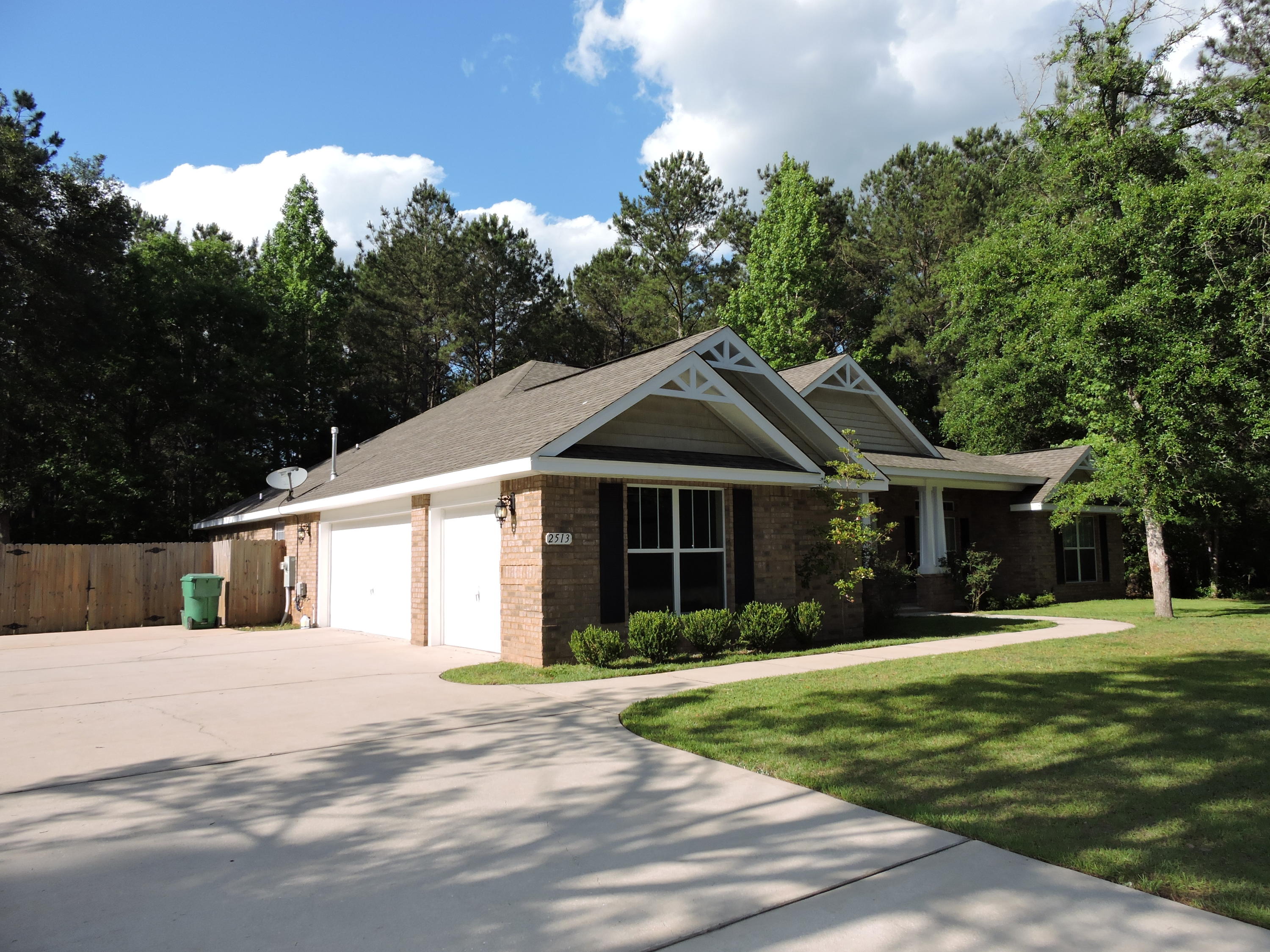 WINDMEADOWS - Residential Lease