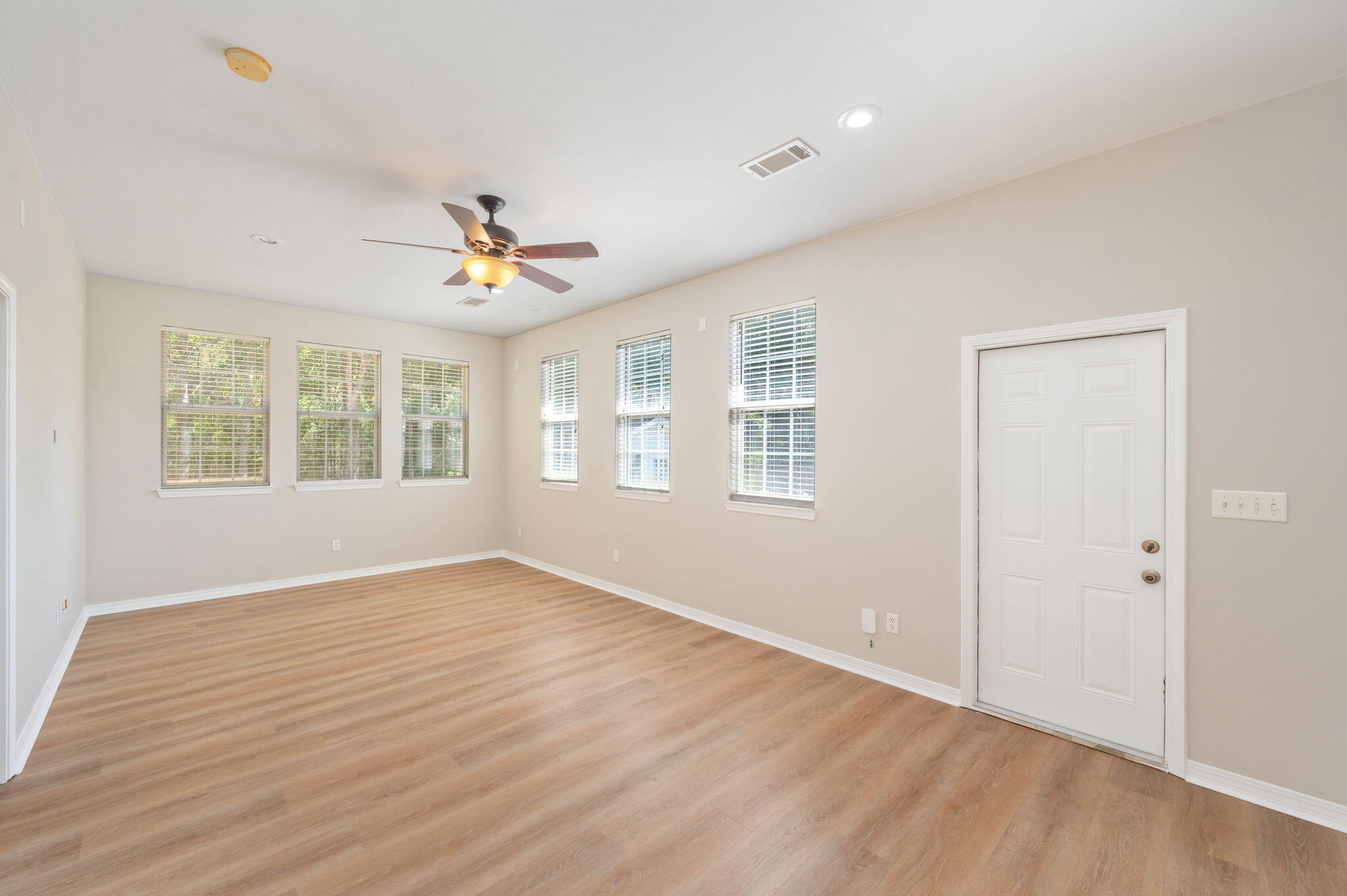 SANDY RIDGE ESTATES - Residential