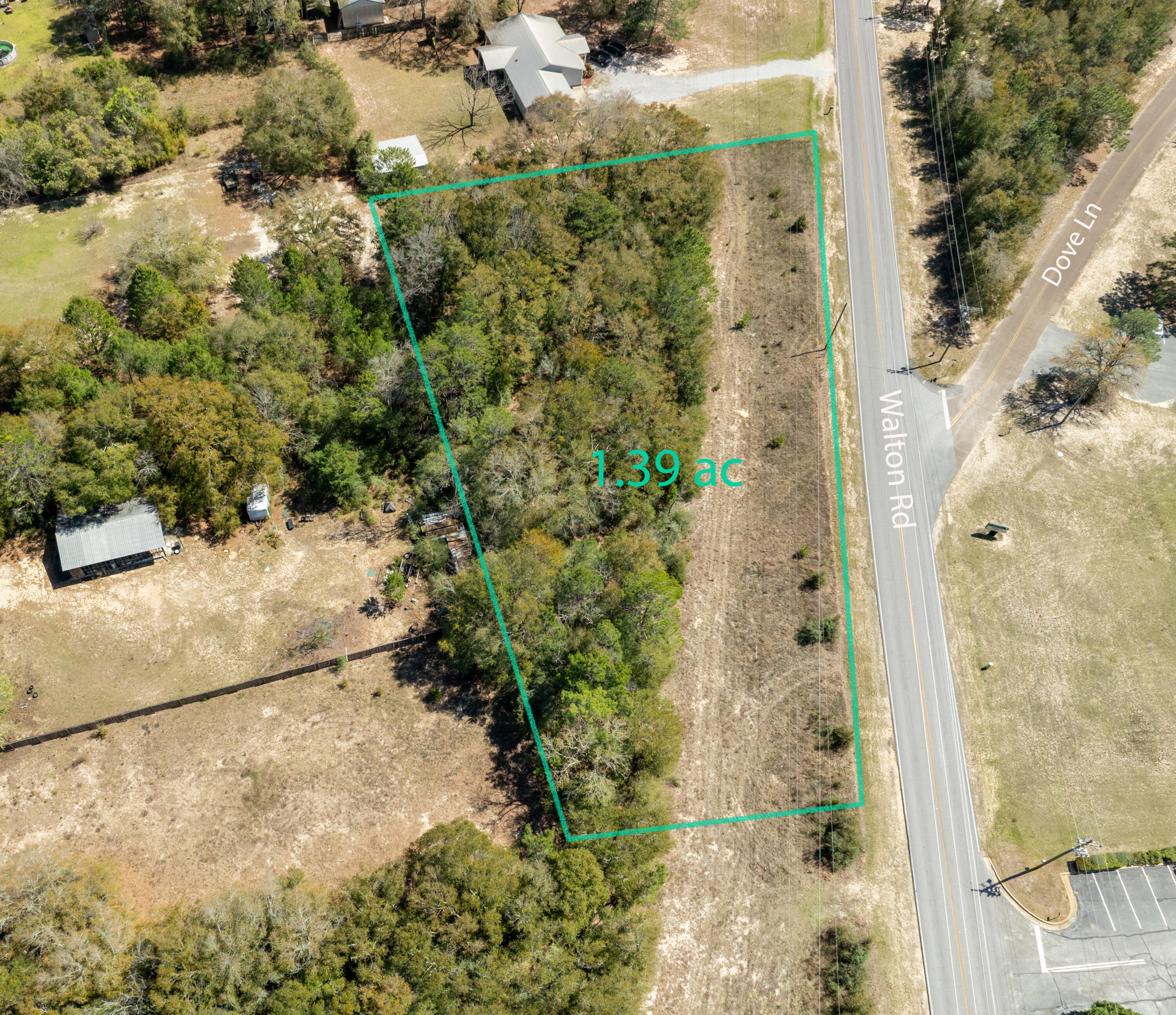 NO RECORDED SUBDIVISION - Land