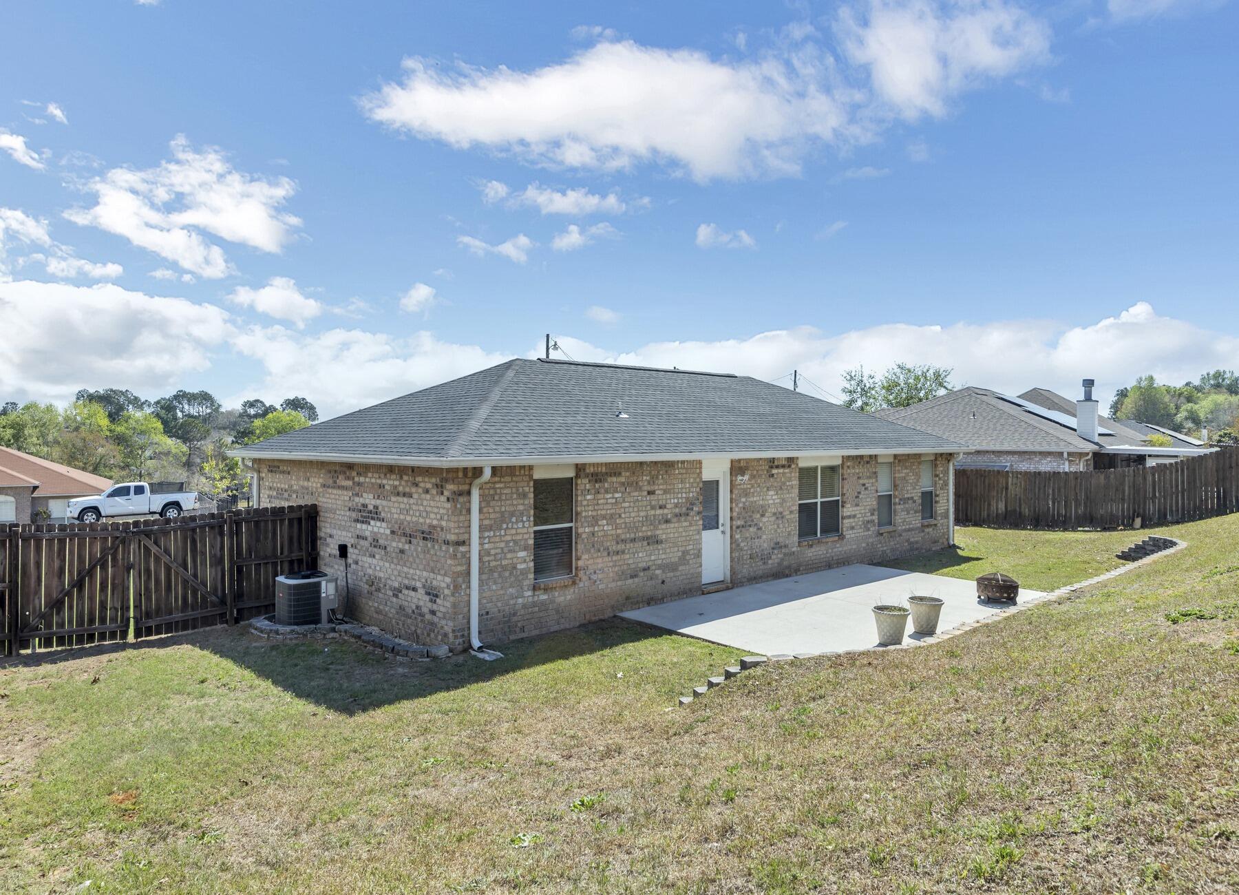 COUNTRYVIEW ESTATES 10TH ADDN - Residential Lease